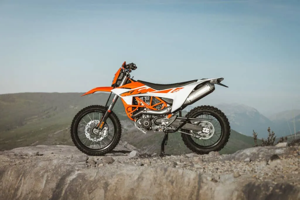 2026 KTM 690 SMC R 690 ENDURO R 1024x683
