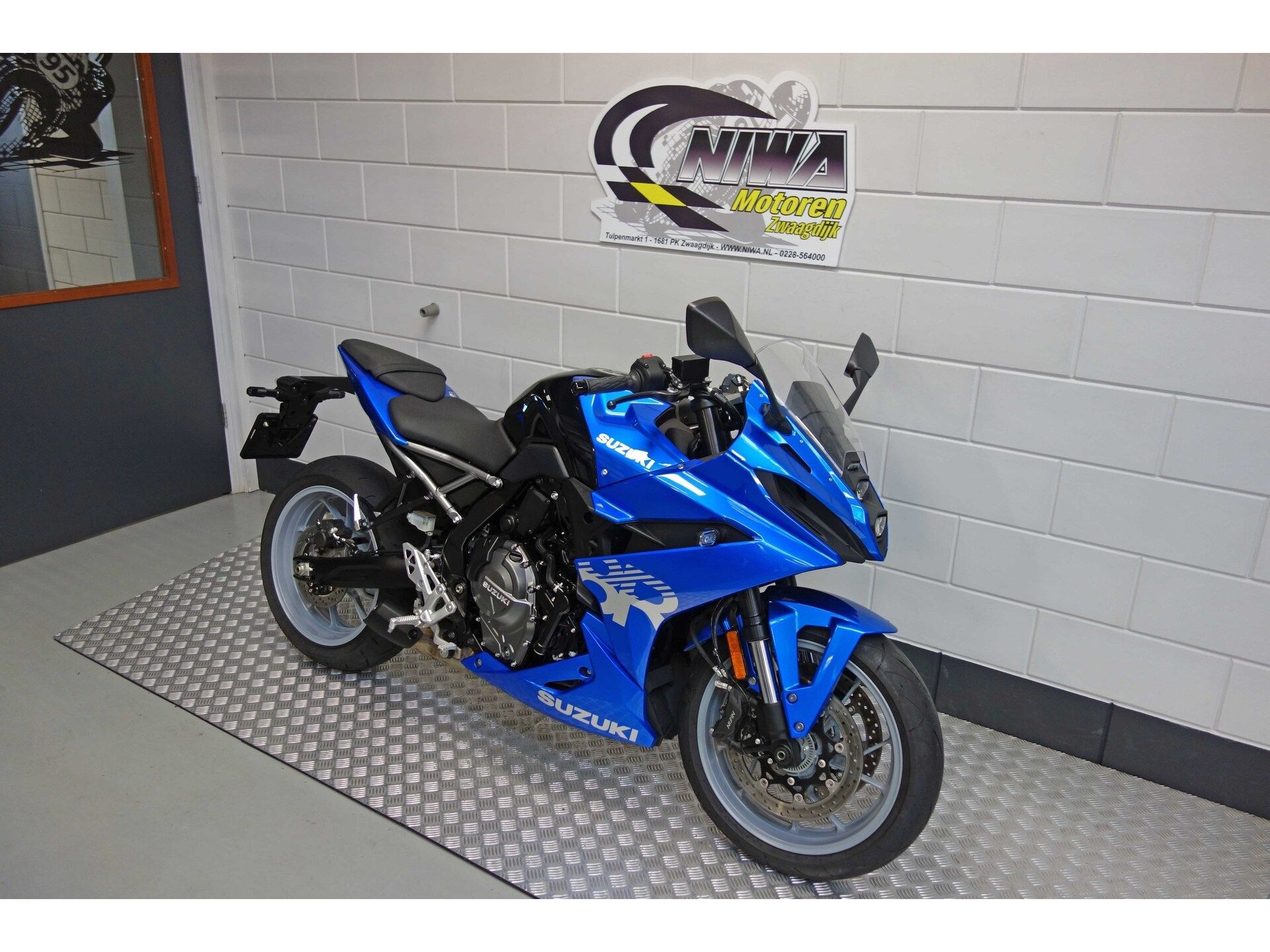 53342545-8 Gebruikte Suzuki GSX sport met 776cc motor uit 2025 bij NIWA Motoren