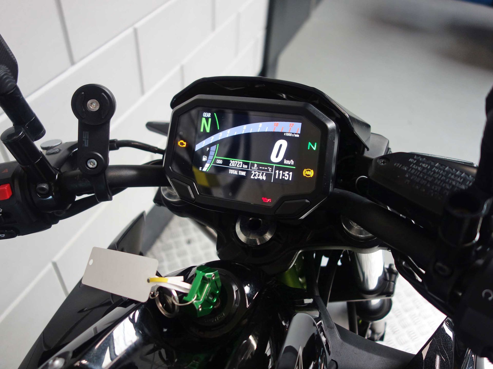 53487726-8-1 Gebruikte Kawasaki Z650 naked bike met 649cc motor uit 2021 bij NIWA Motoren