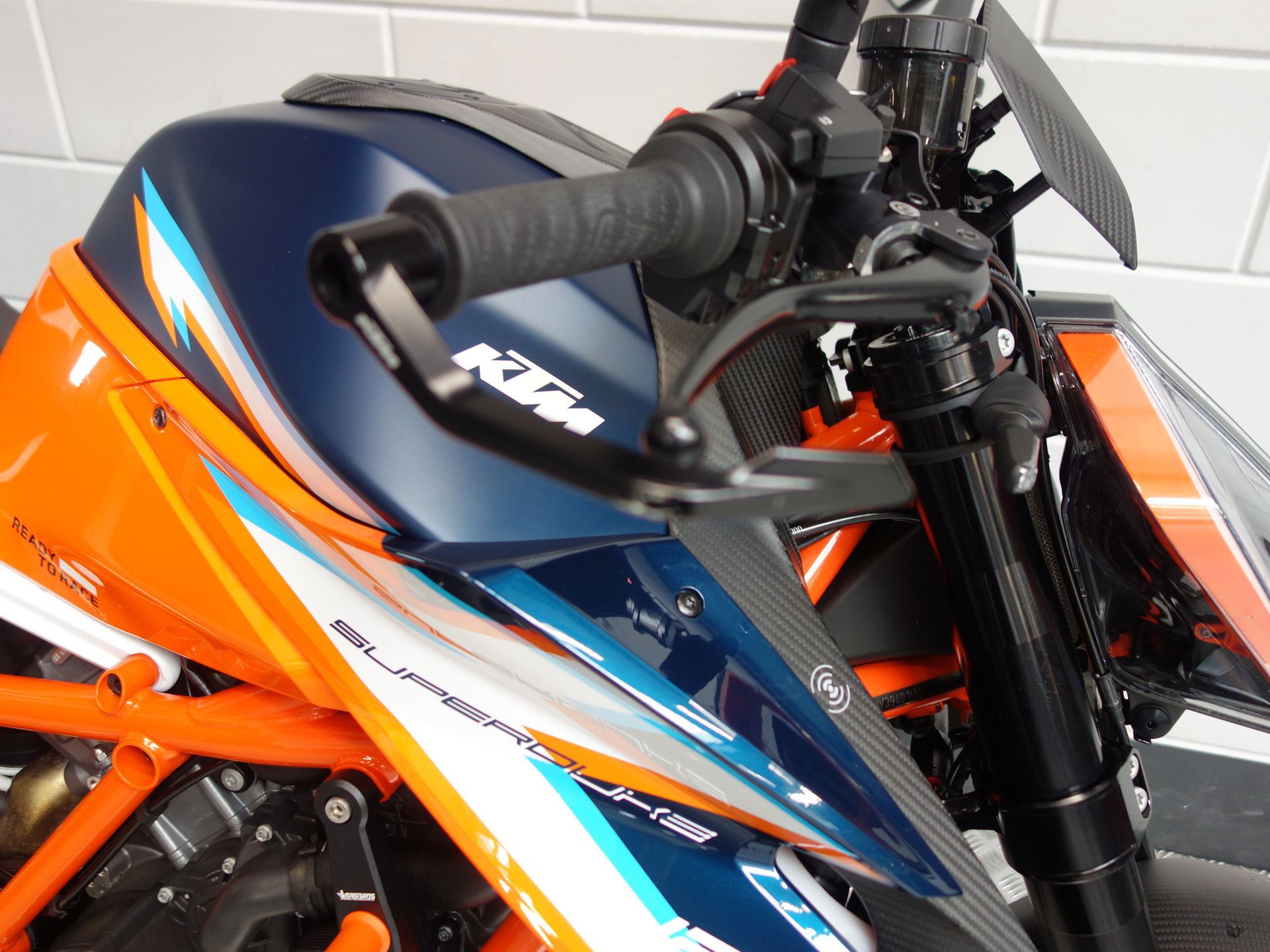53487763-16-1 Gebruikte KTM 1290 naked bike met 1301cc motor uit 2021 bij NIWA Motoren