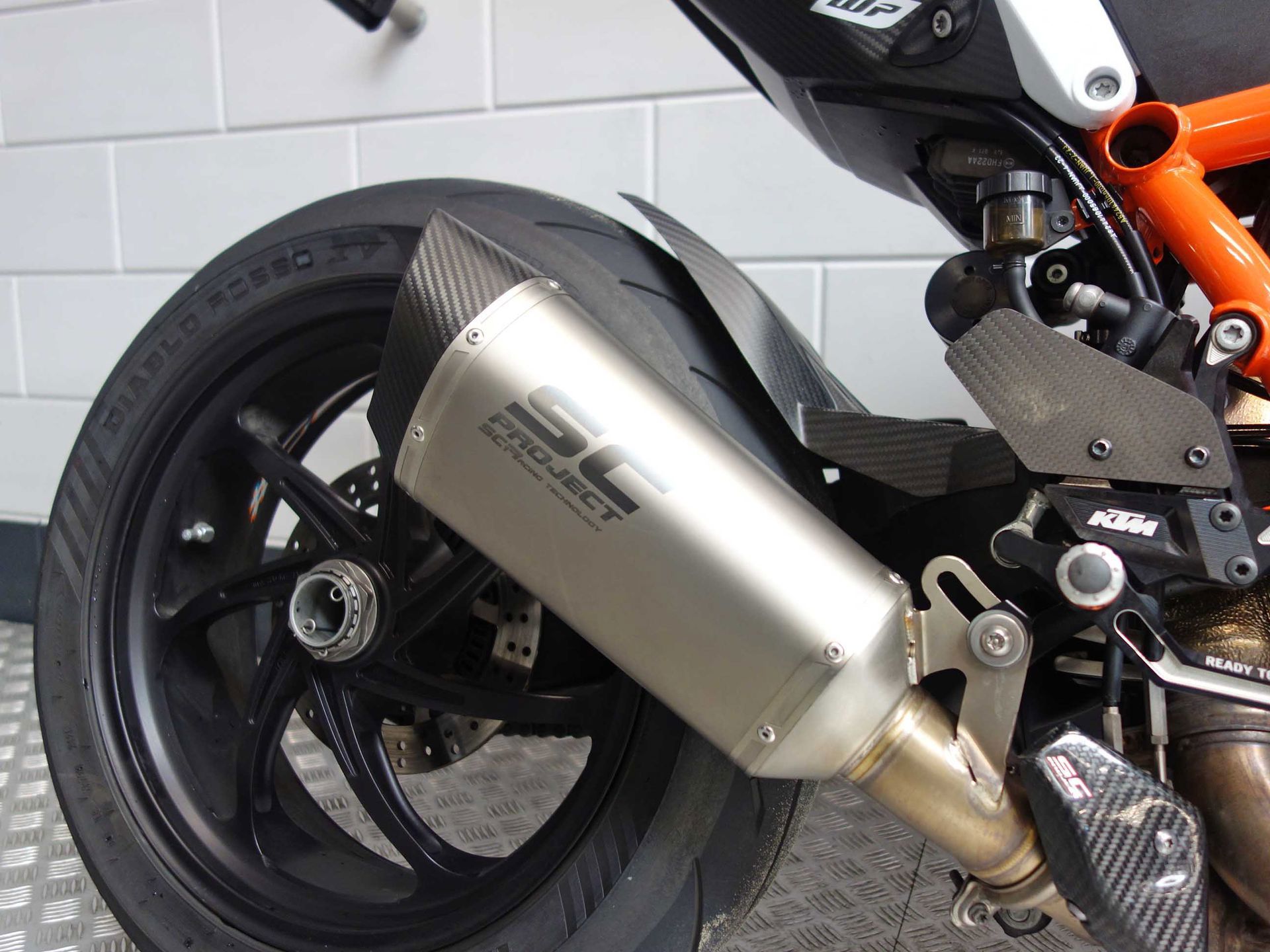 53487763-6-1 Gebruikte KTM 1290 naked bike met 1301cc motor uit 2021 bij NIWA Motoren