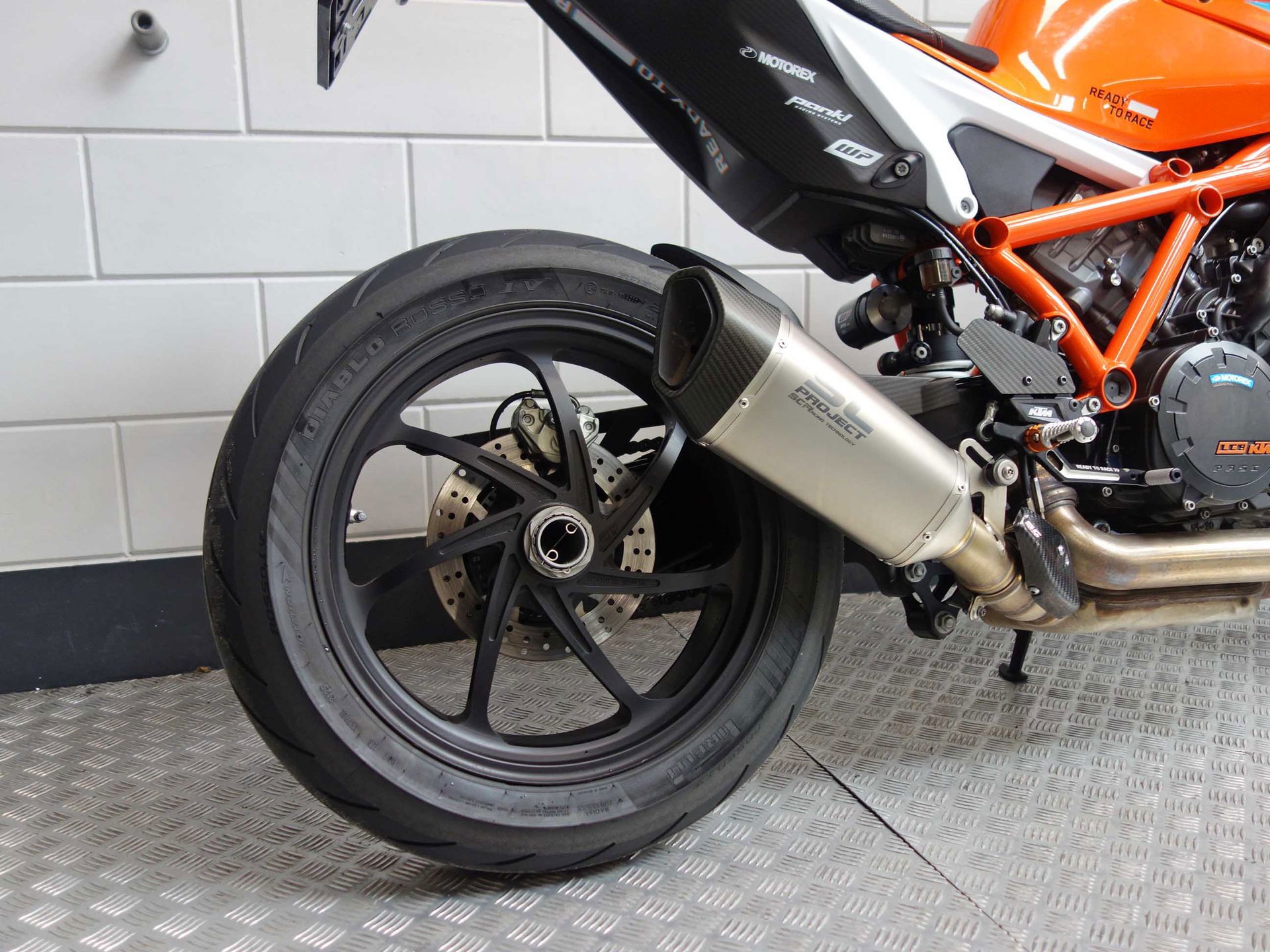 53487763-7-1 Gebruikte KTM 1290 naked bike met 1301cc motor uit 2021 bij NIWA Motoren