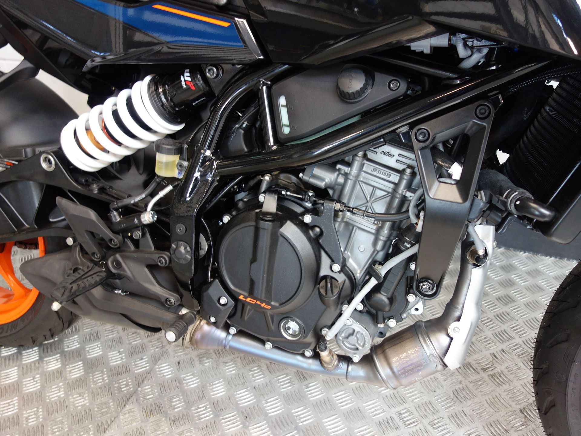 54915303-4 Nieuwe KTM 125 naked bike met cc motor uit 2026 bij NIWA Motoren
