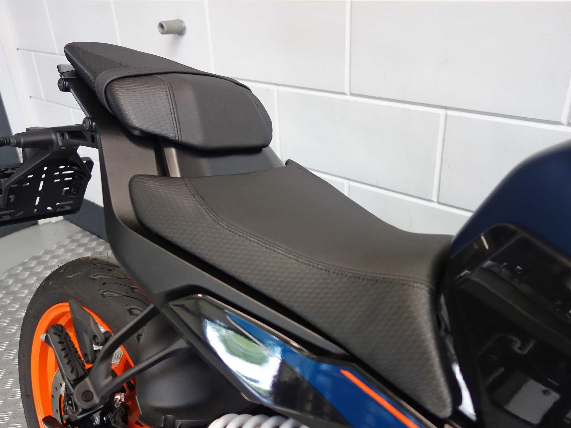 54915303-5 Nieuwe KTM 125 naked bike met cc motor uit 2026 bij NIWA Motoren