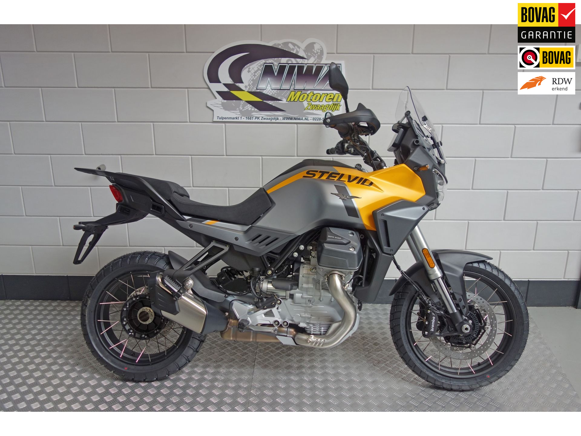 54915341-1 Nieuwe Moto Guzzi Stelvio tour met cc motor uit 2026 bij NIWA Motoren