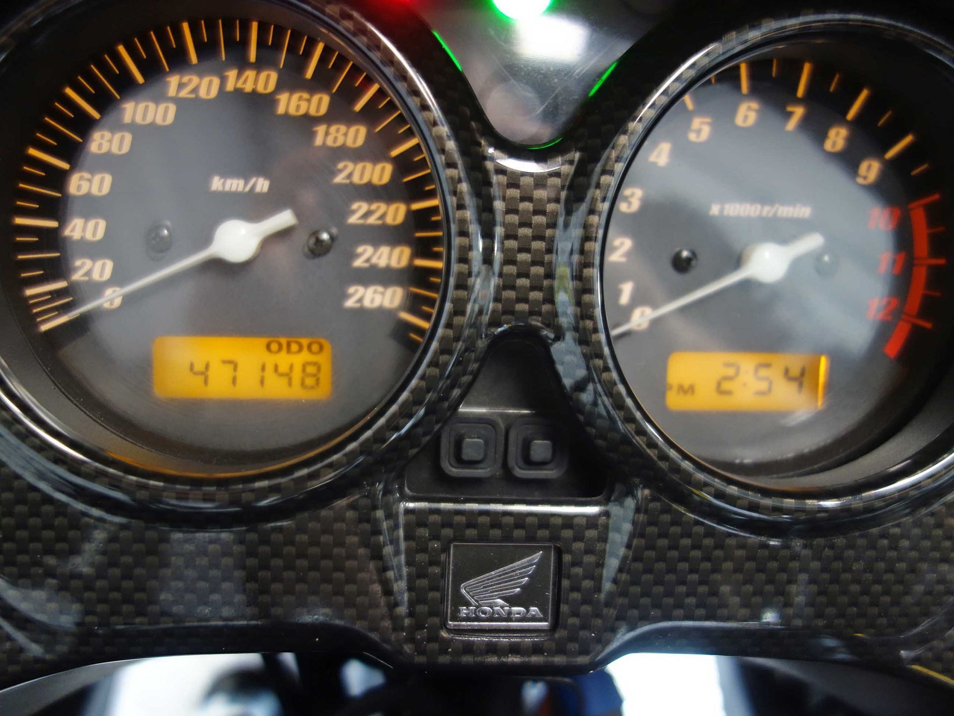 54915541-4 Gebruikte Honda tour met 998cc motor uit 2006 bij NIWA Motoren