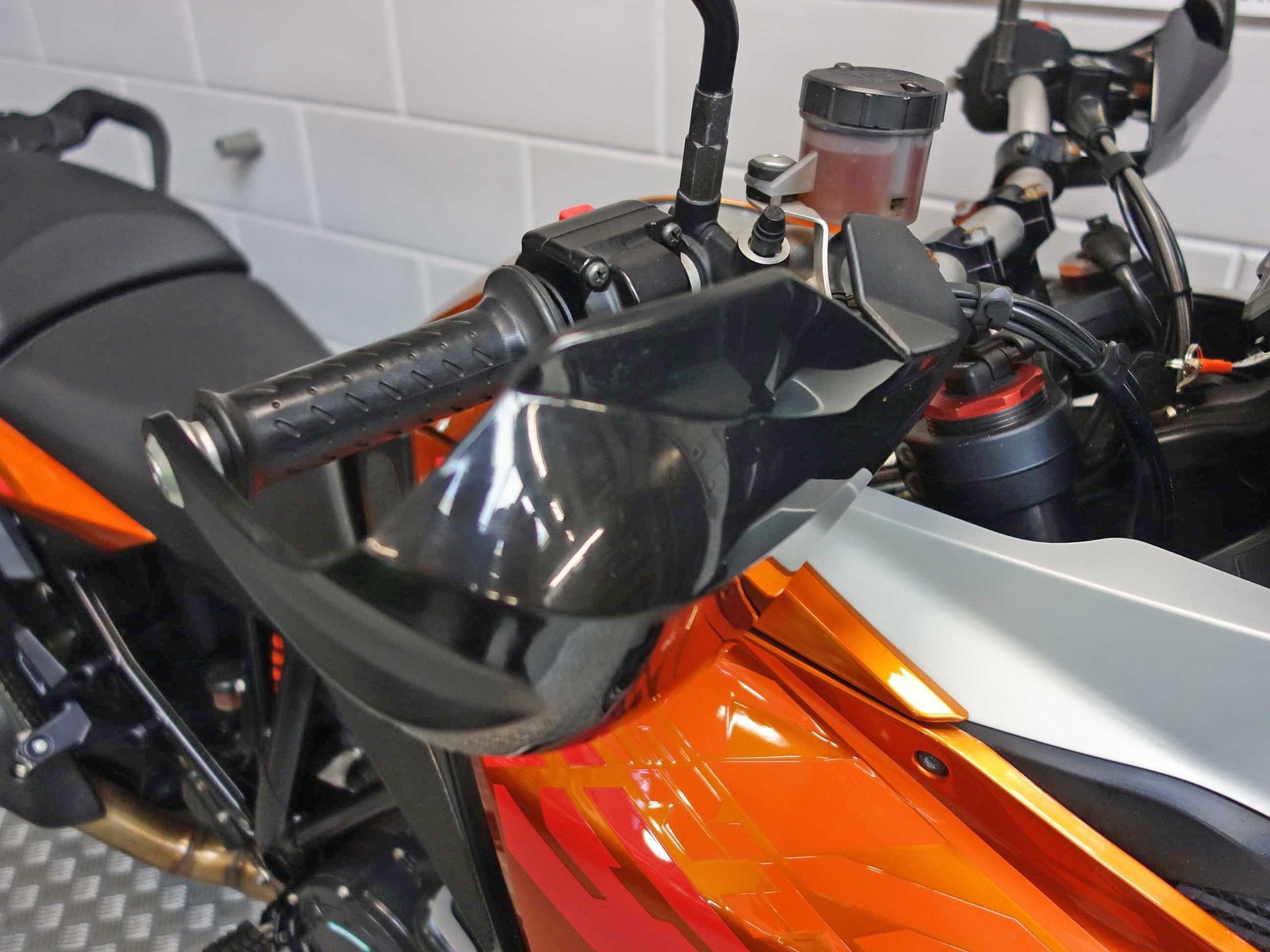 54915575-5 Gebruikte KTM 1190 tour met 1195cc motor uit 2013 bij NIWA Motoren