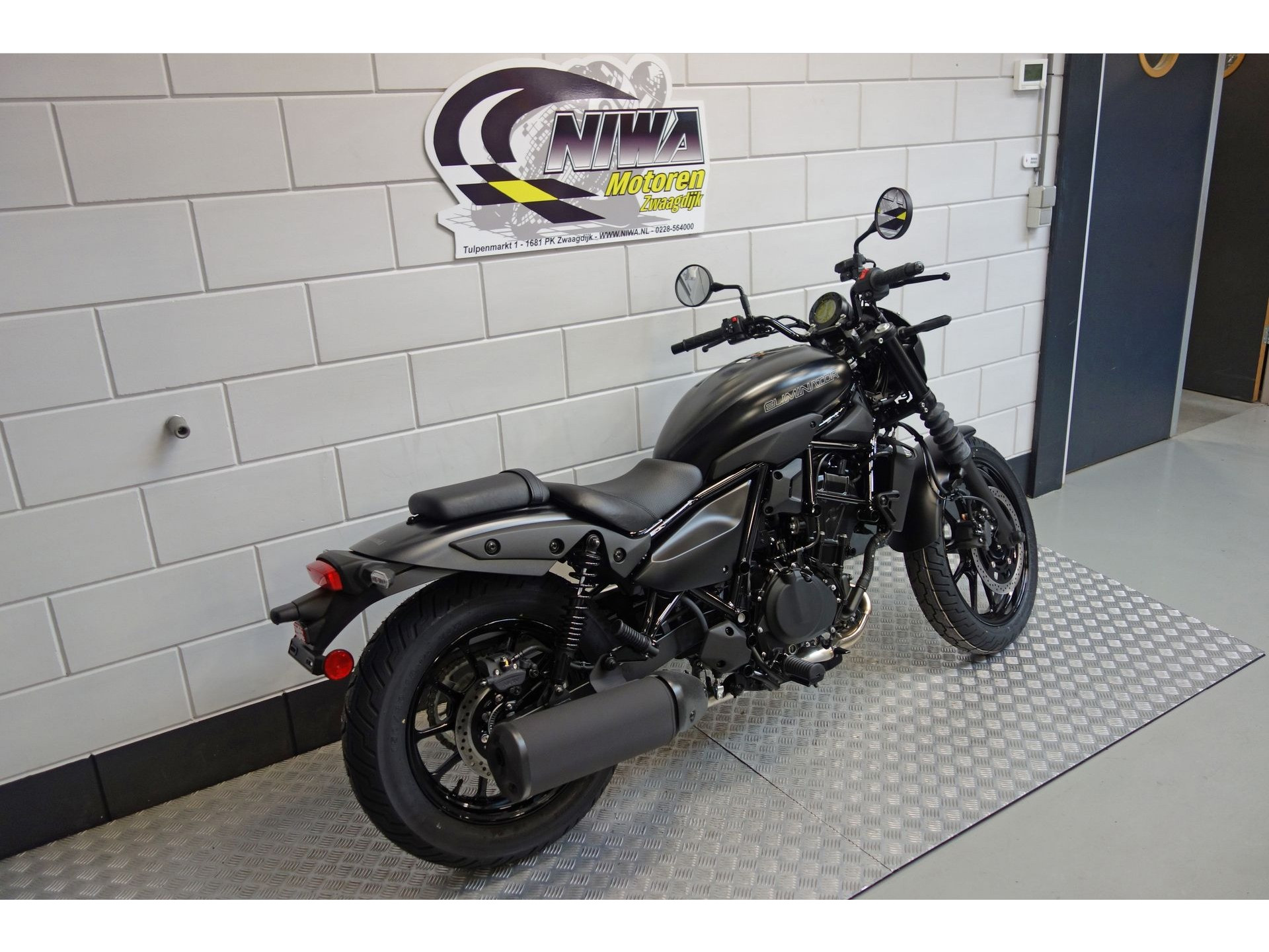 54915599-3 Gebruikte Kawasaki Eliminator 500 chopper met 451cc motor uit 2024 bij NIWA Motoren