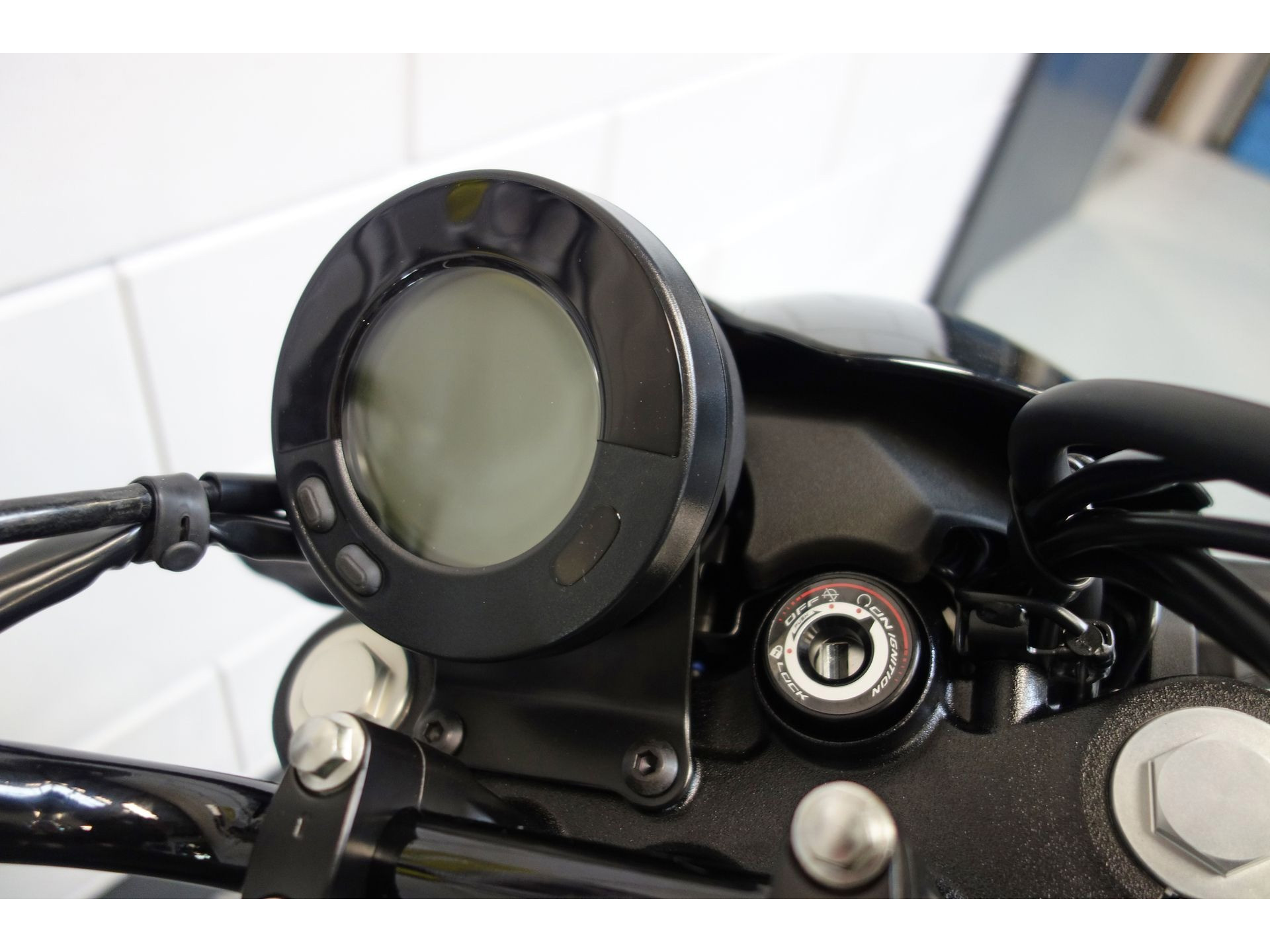 54915599-9 Gebruikte Kawasaki Eliminator 500 chopper met 451cc motor uit 2024 bij NIWA Motoren