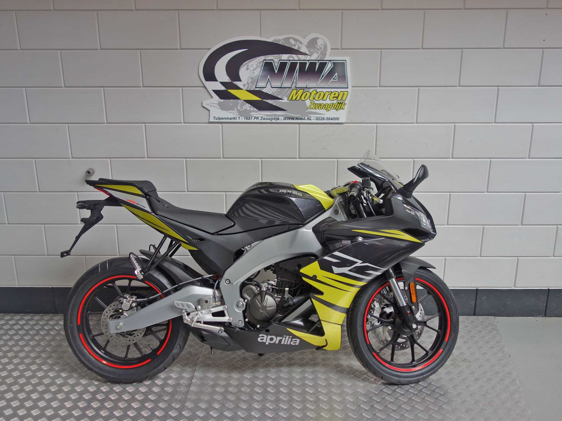 56630052-1 Nieuwe Aprilia RS 125 sport met 124cc motor uit 2026 bij NIWA Motoren