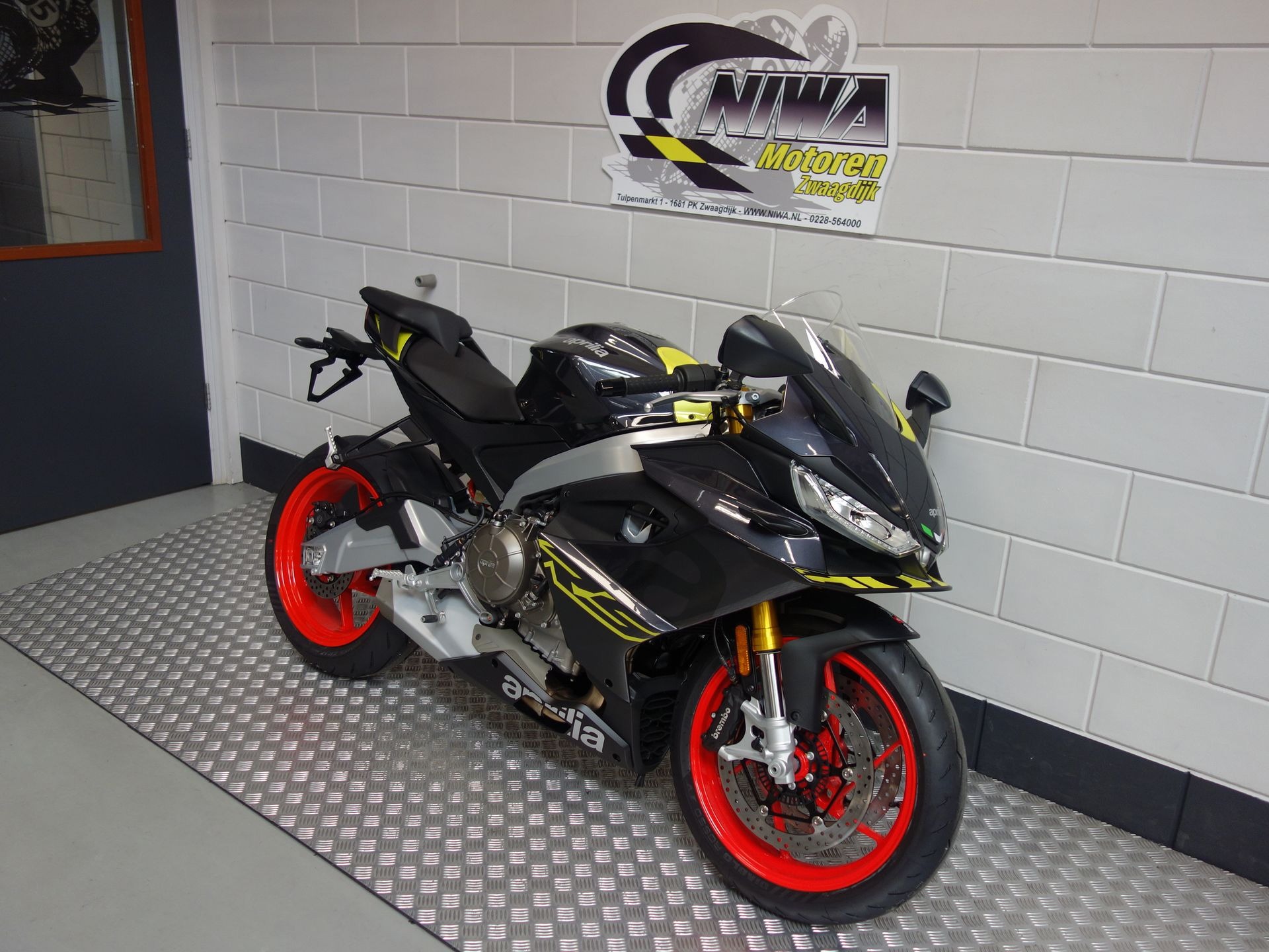 56630083-3 Nieuwe Aprilia RS 660 supersport met 660cc motor uit 2026 bij NIWA Motoren