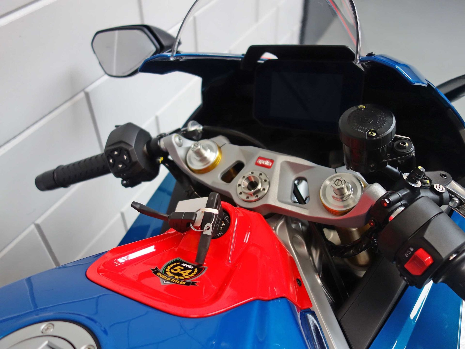 56630089-9 Nieuwe Aprilia RS 660 supersport met 660cc motor uit 2026 bij NIWA Motoren