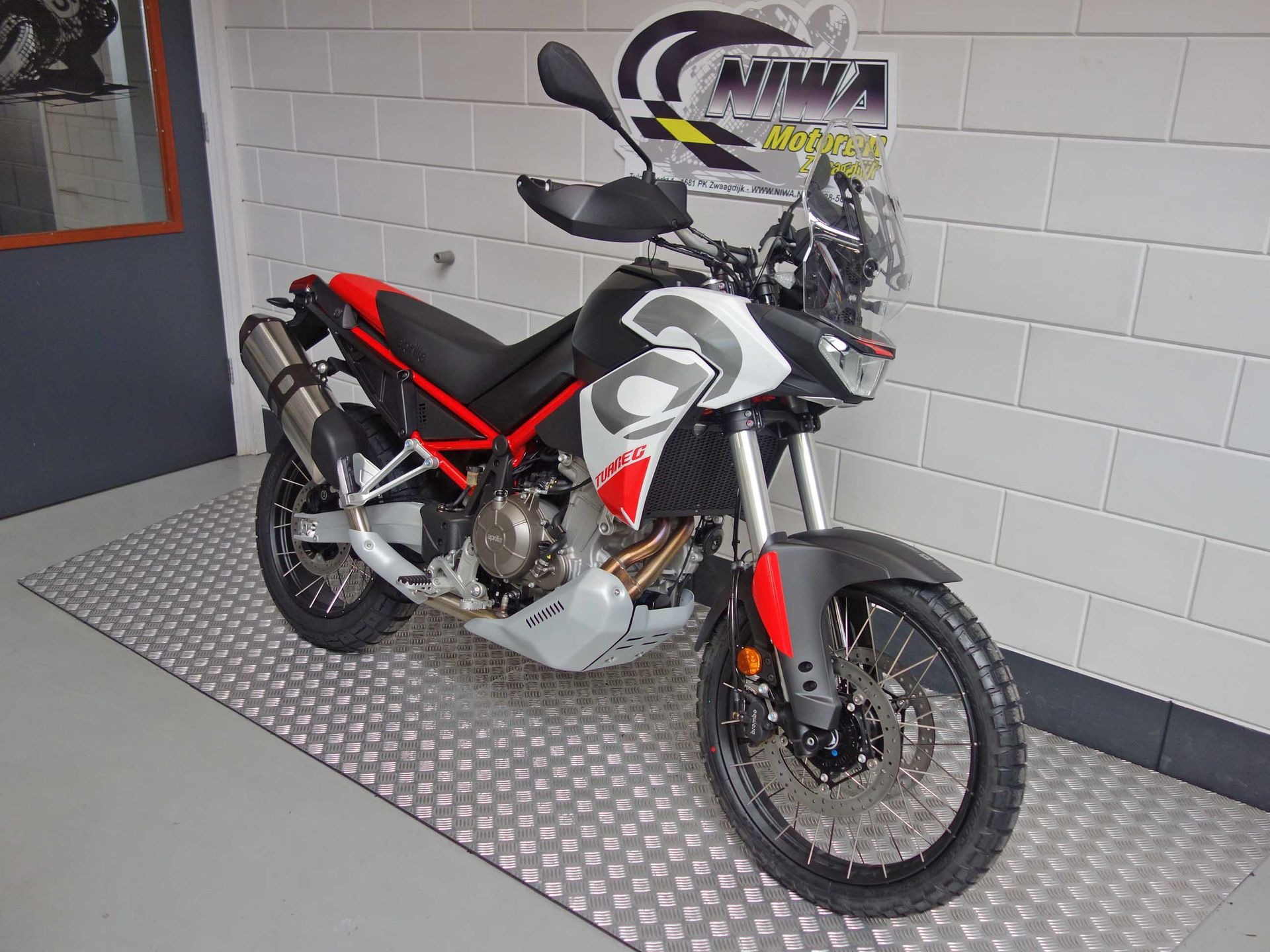56630129-2 Nieuwe Aprilia Tuareg all-road met 659cc motor uit 2026 bij NIWA Motoren