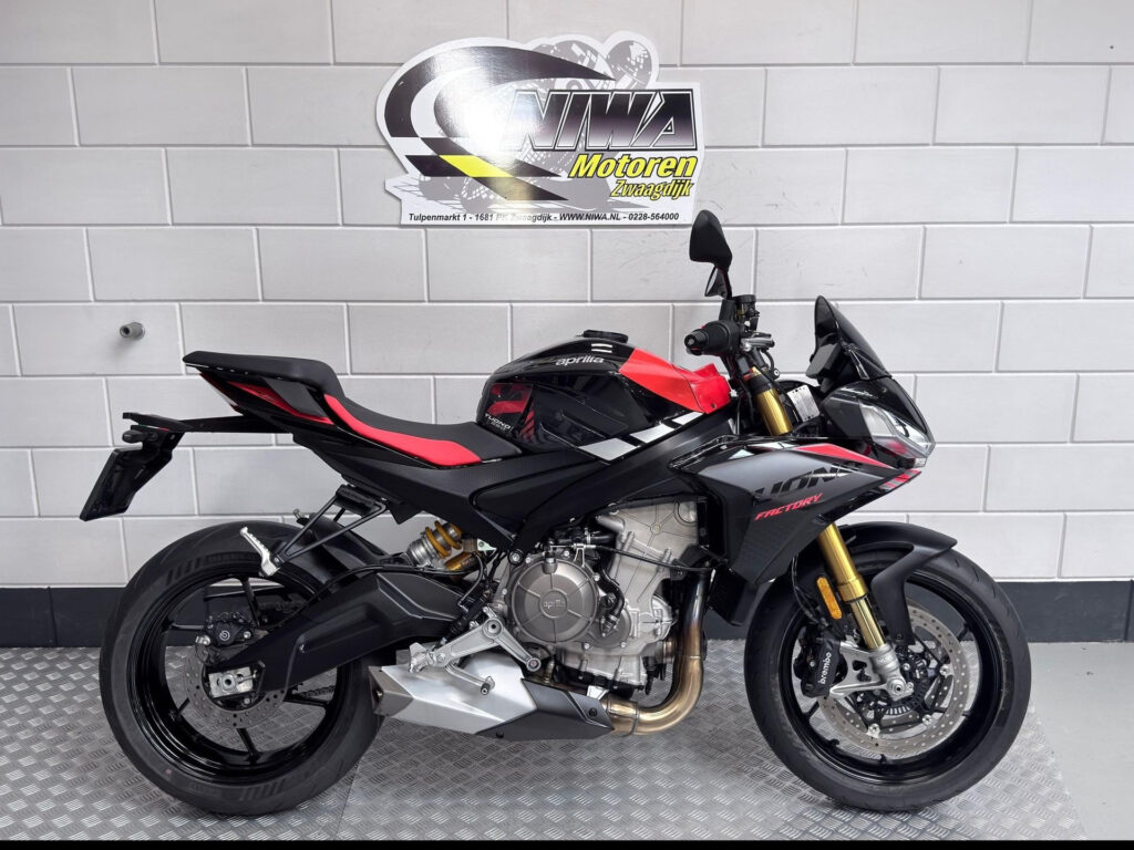 Gebruikte Aprilia Tuono 660 naked bike met 659cc motor uit 2026 bij NIWA Motoren