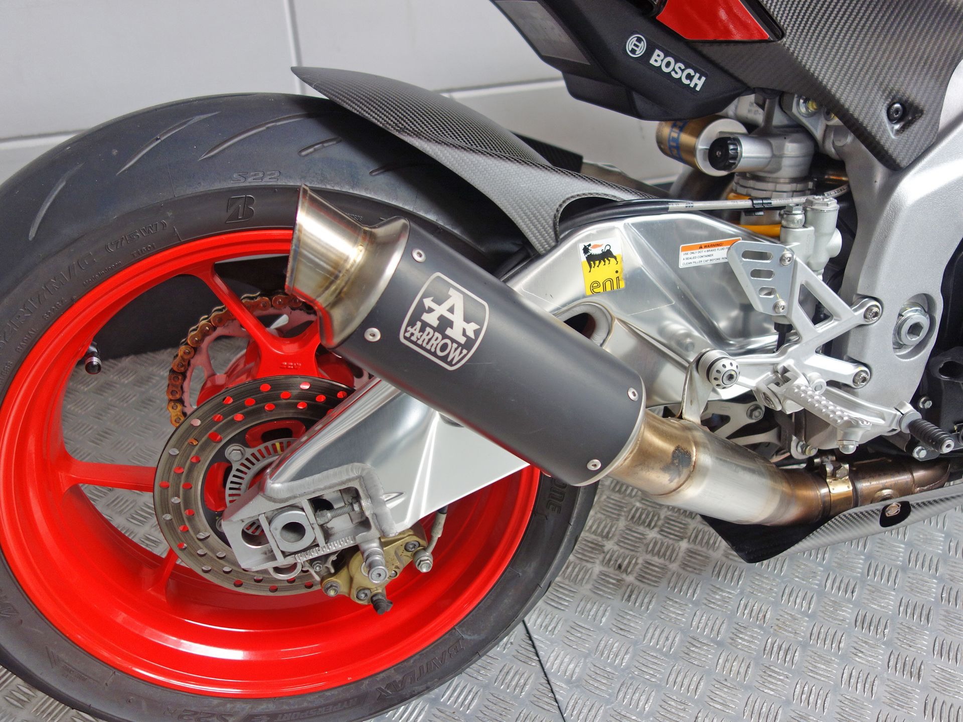 56630183-5 Gebruikte Aprilia Tuono V4 naked bike met 1077cc motor uit 2016 bij NIWA Motoren