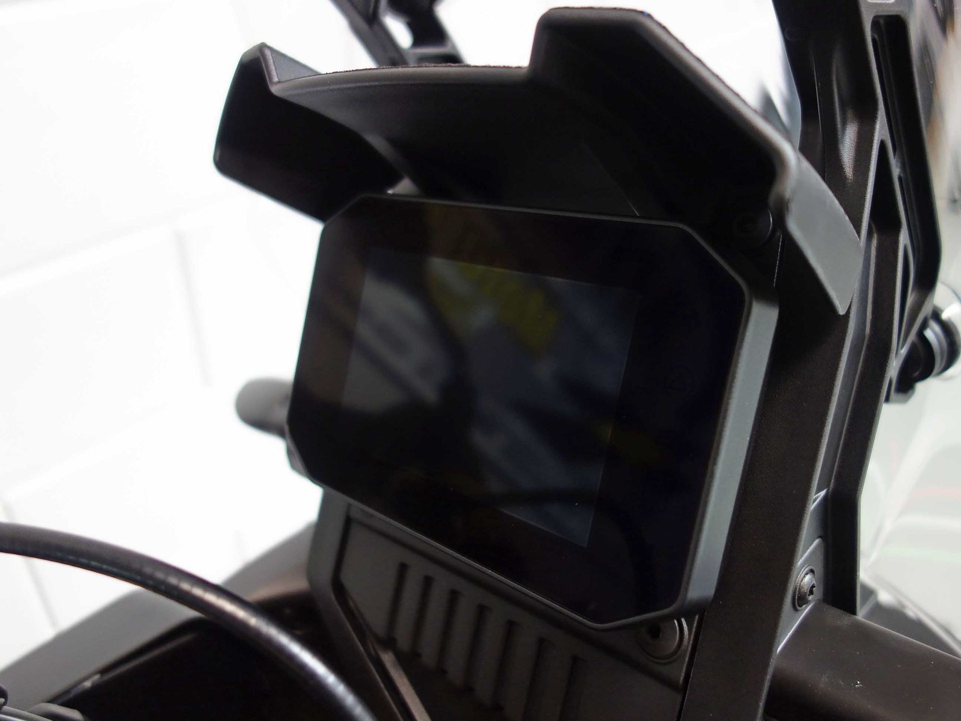56630209-7 Nieuwe Aprilia Tuareg tour met 660cc motor uit 2026 bij NIWA Motoren