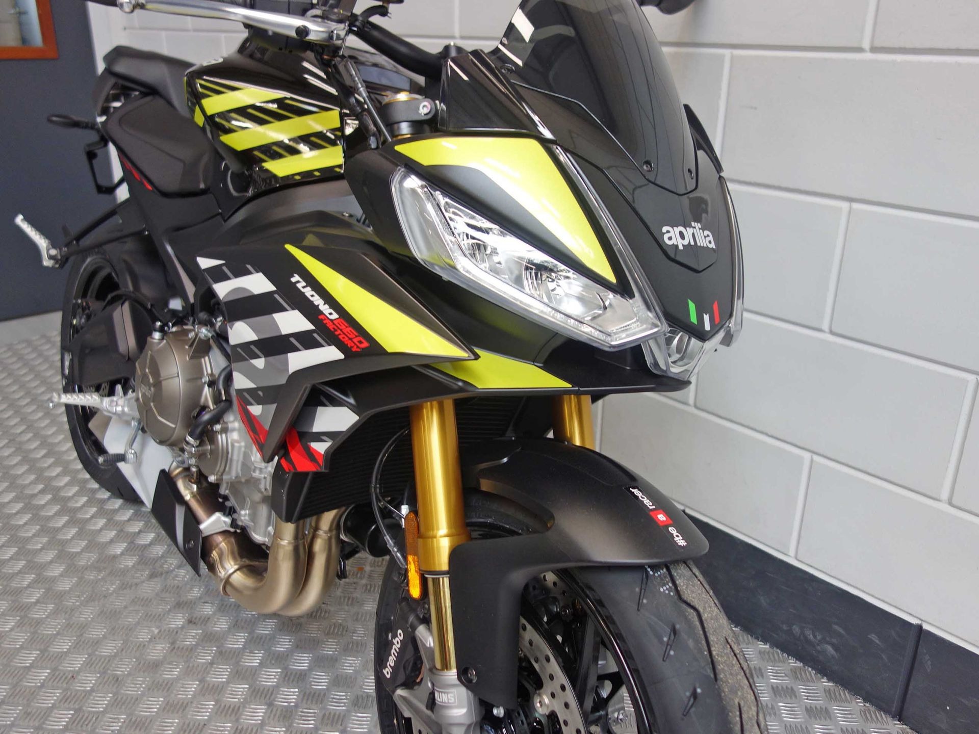 56630218-4 Nieuwe Aprilia Tuono 660 naked bike met 659cc motor uit 2026 bij NIWA Motoren