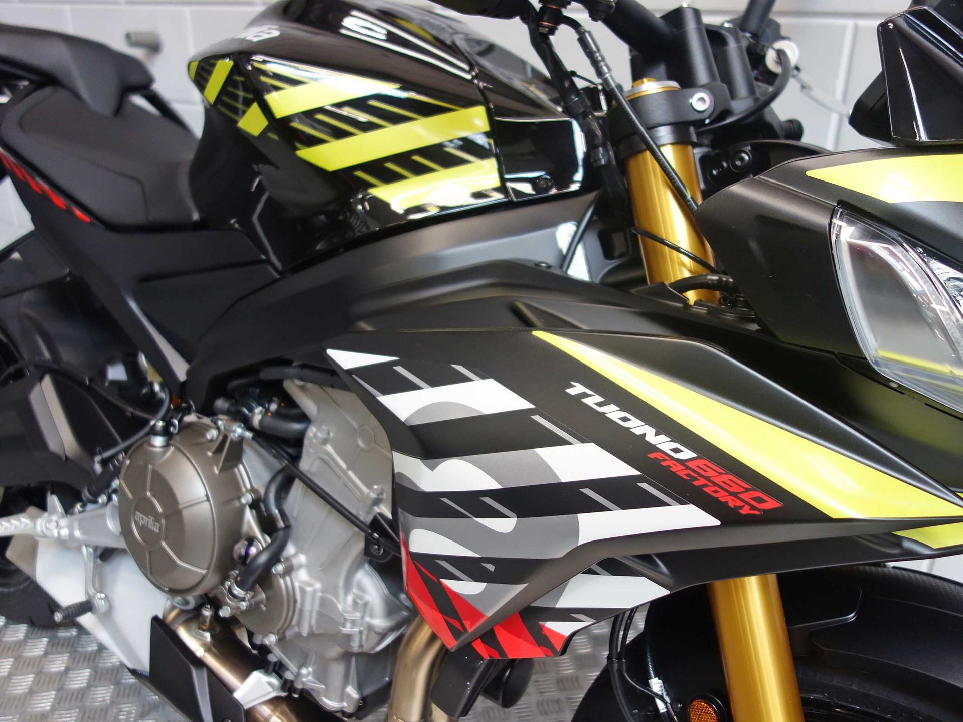 56630218-7 Nieuwe Aprilia Tuono 660 naked bike met 659cc motor uit 2026 bij NIWA Motoren