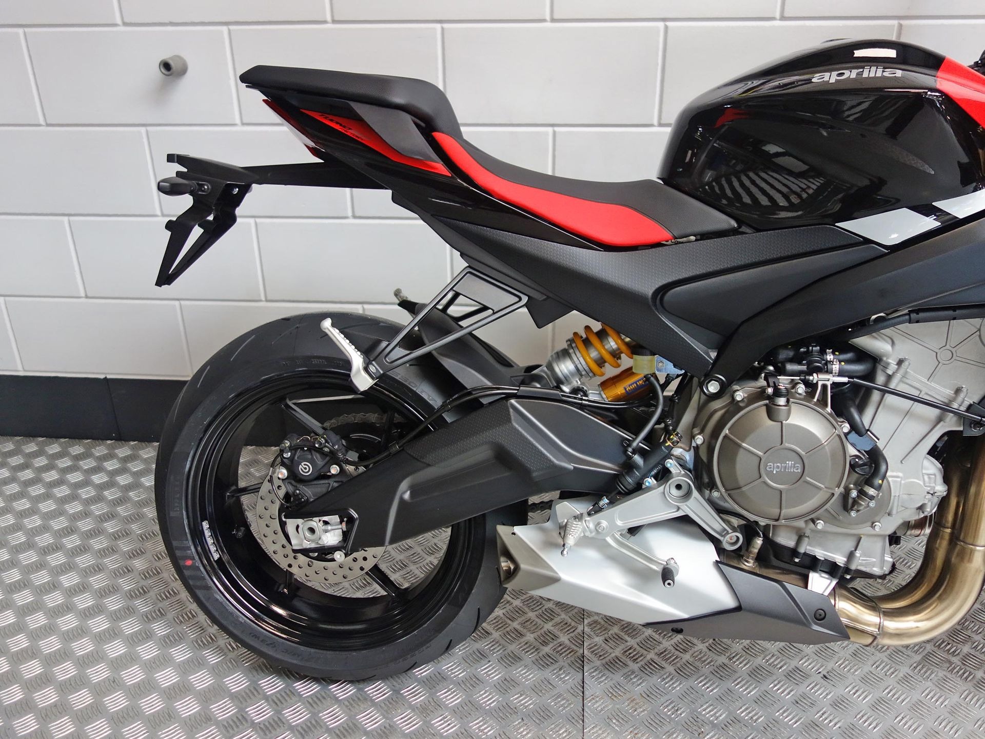 56630221-4 Nieuwe Aprilia Tuono 660 naked bike met 659cc motor uit 2026 bij NIWA Motoren