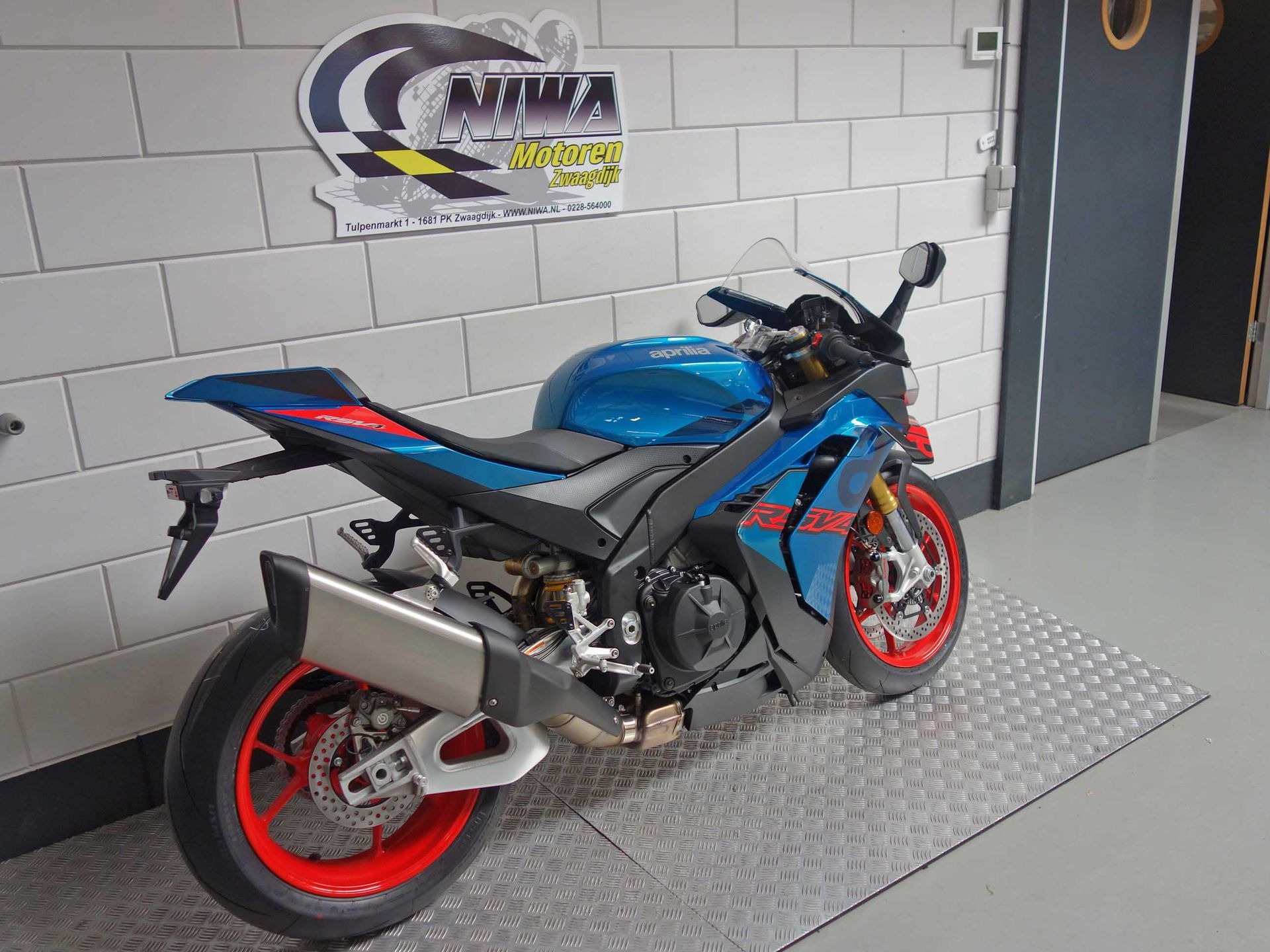 56630249-3 Nieuwe Aprilia RSV4 supersport met 1099cc motor uit 2026 bij NIWA Motoren