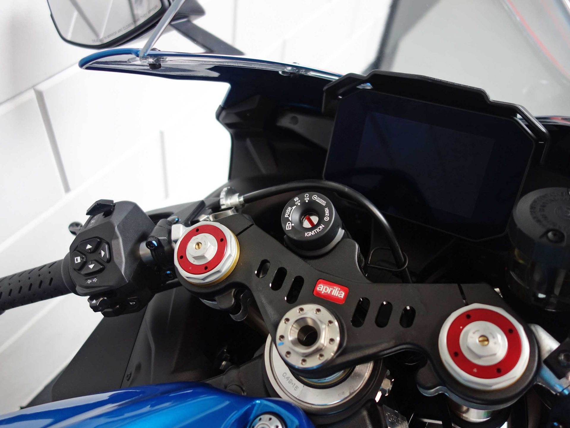 56630249-8 Nieuwe Aprilia RSV4 supersport met 1099cc motor uit 2026 bij NIWA Motoren