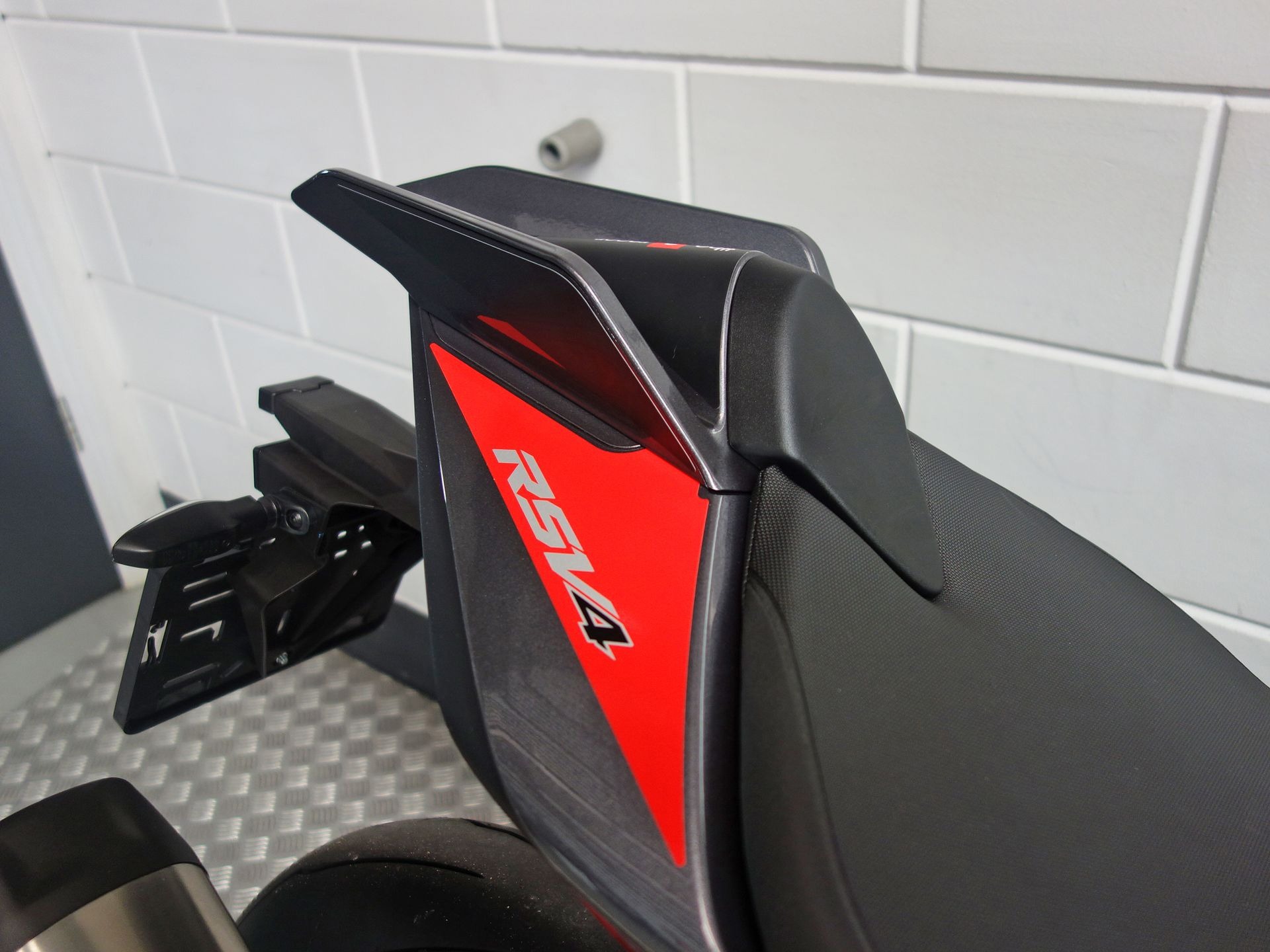 56630257-4 Nieuwe Aprilia RSV4 supersport met 1099cc motor uit 2026 bij NIWA Motoren