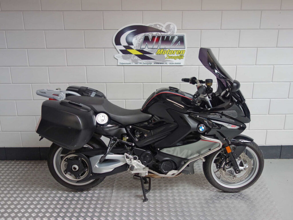 Gebruikte BMW F 800 GT tour met 798cc motor uit 2017 bij NIWA Motoren