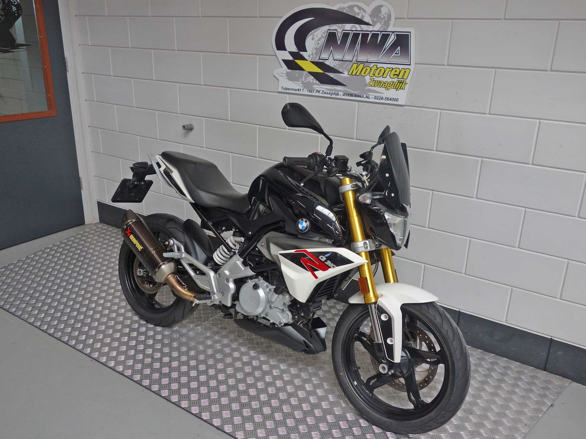 56630280-2 Gebruikte BMW G 310 R naked bike met 313cc motor uit 2018 bij NIWA Motoren