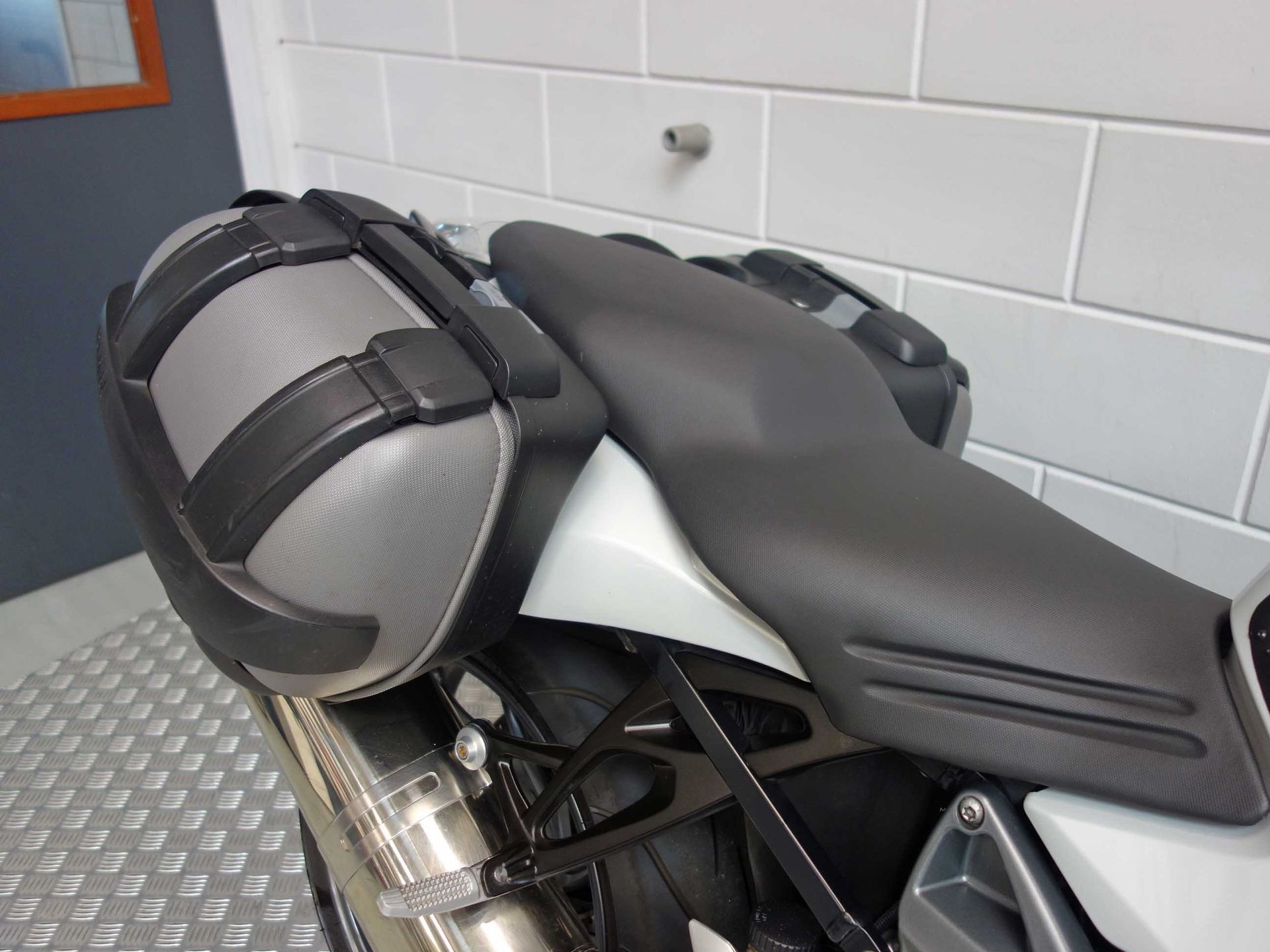 56630284-6 Gebruikte BMW K 1300 S sport met 1293cc motor uit 2009 bij NIWA Motoren