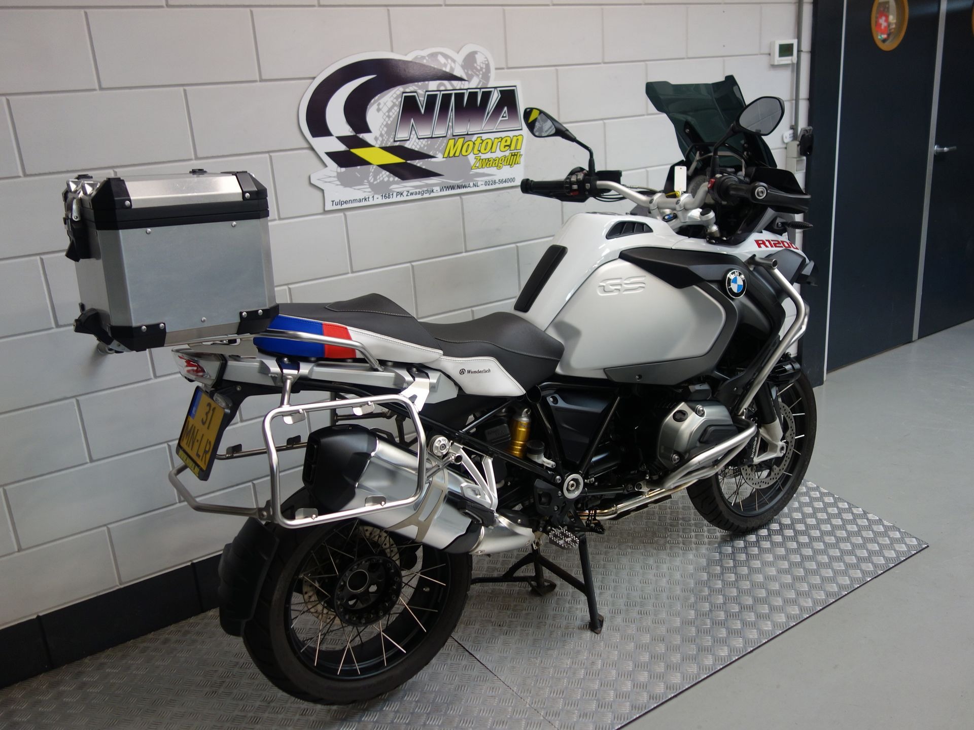 56630291-3 Gebruikte BMW R 1200 GS Adventure all-road met 1170cc motor uit 2016 bij NIWA Motoren