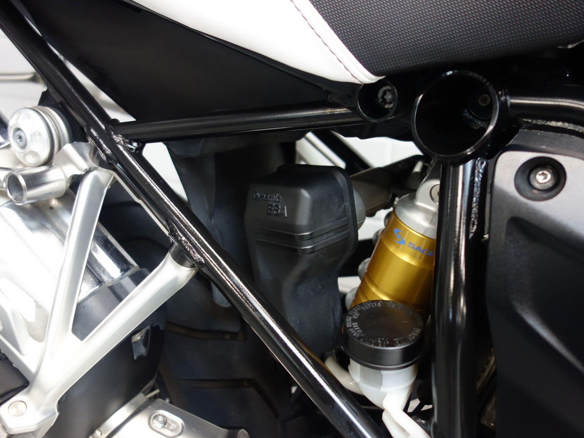 56630291-5 Gebruikte BMW R 1200 GS Adventure all-road met 1170cc motor uit 2016 bij NIWA Motoren