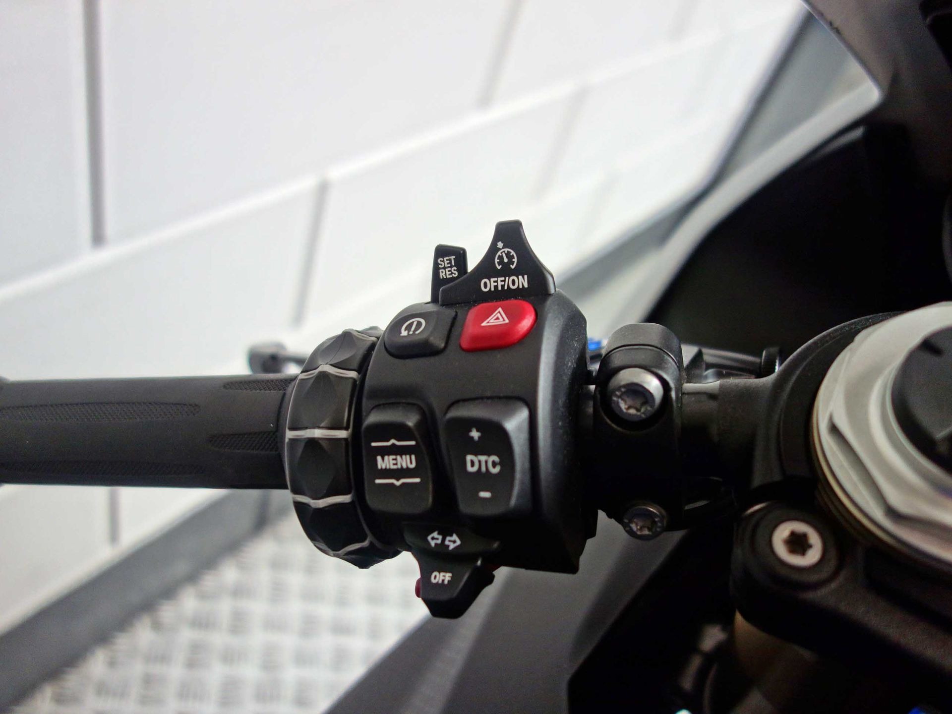 56630298-8 Gebruikte BMW S 1000 RR supersport met 999cc motor uit 2023 bij NIWA Motoren