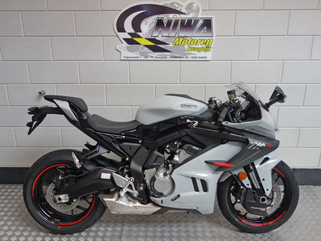 Nieuwe CFMOTO 675 SR supersport met 675cc motor uit 2026 bij NIWA Motoren