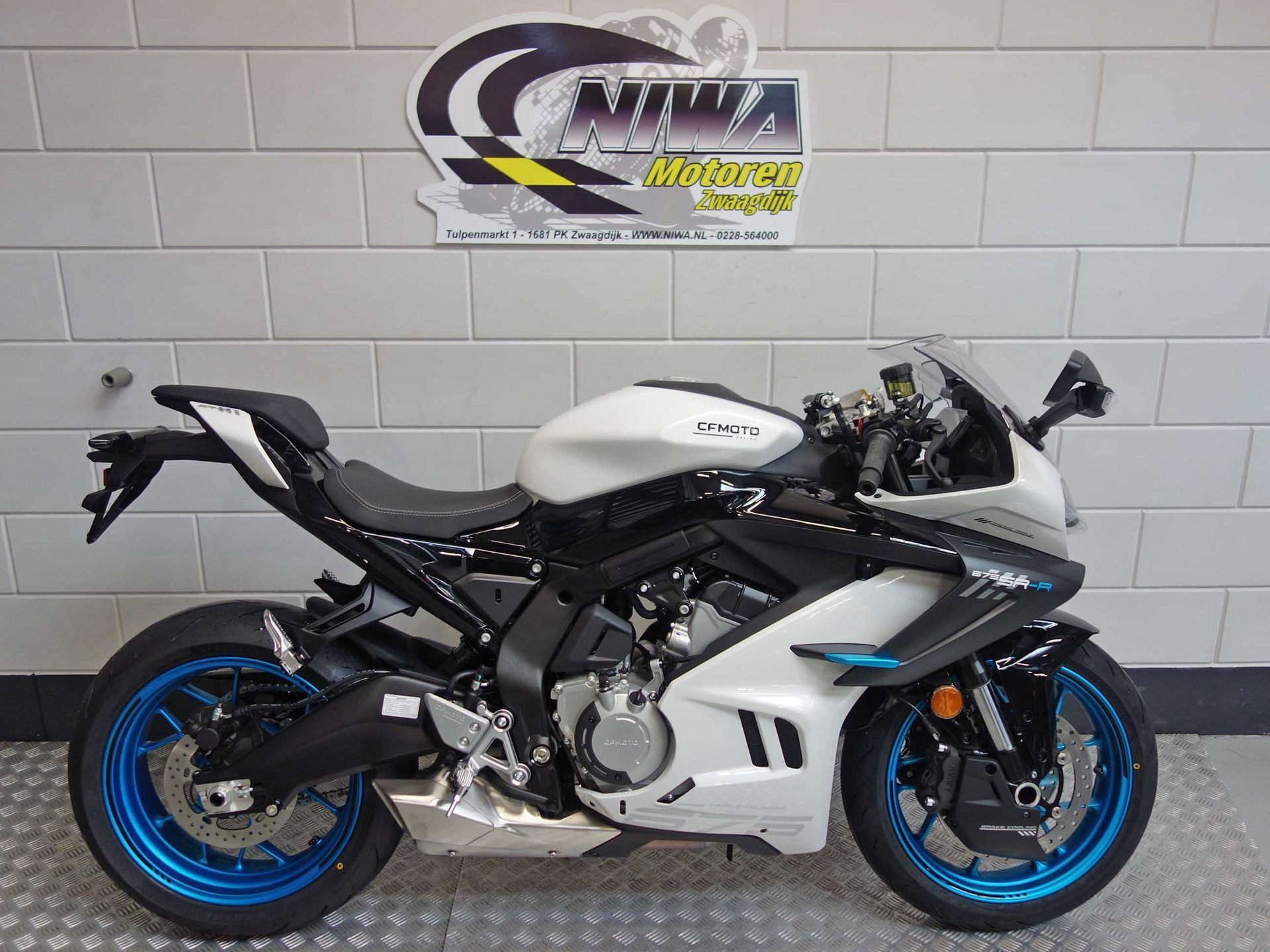 56630433-1 Nieuwe CFMOTO 675 SR supersport met 675cc motor uit 2026 bij NIWA Motoren