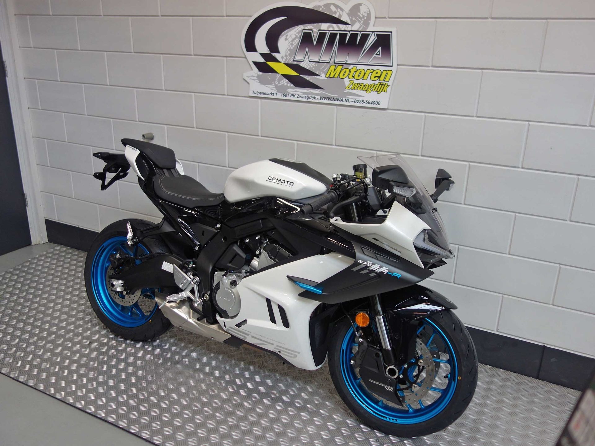 56630433-3 Nieuwe CFMOTO 675 SR supersport met 675cc motor uit 2026 bij NIWA Motoren