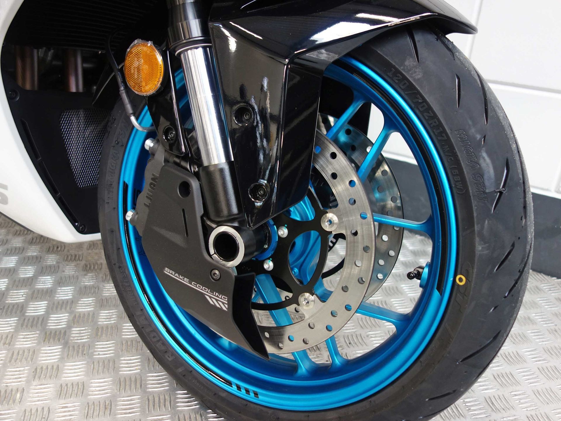 56630433-7 Nieuwe CFMOTO 675 SR supersport met 675cc motor uit 2026 bij NIWA Motoren