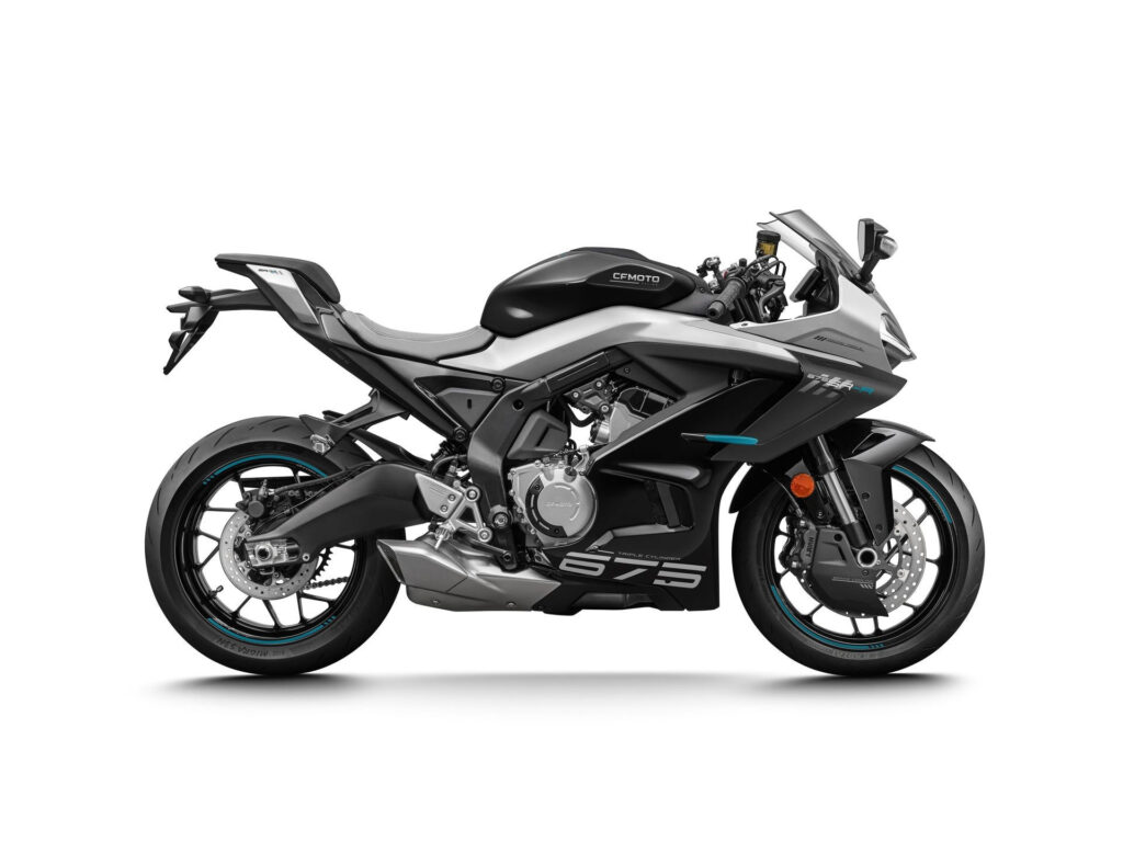 Nieuwe CFMOTO 675 SR supersport met 675cc motor uit 2026 bij NIWA Motoren