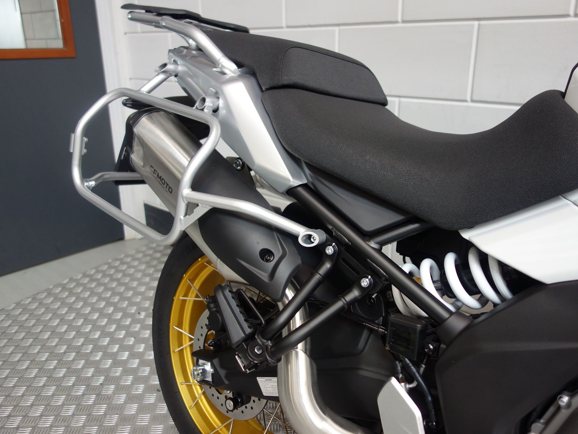 56630458-6 Nieuwe CFMOTO 700 MT tour met cc motor uit 2026 bij NIWA Motoren