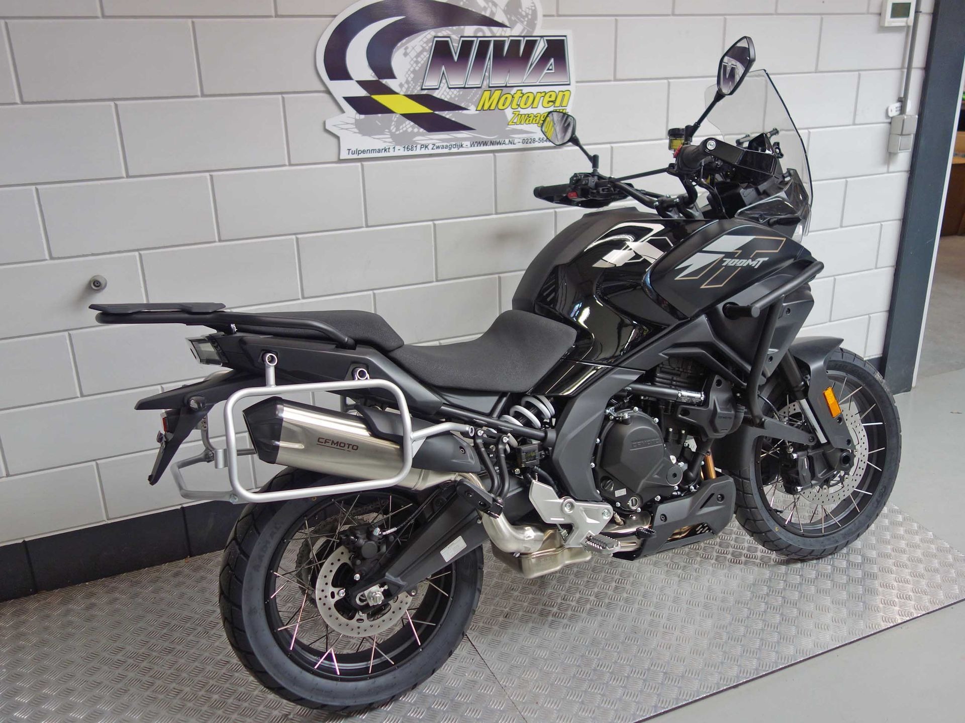 56630478-2 Nieuwe CFMOTO 700 MT tour met cc motor uit 2026 bij NIWA Motoren