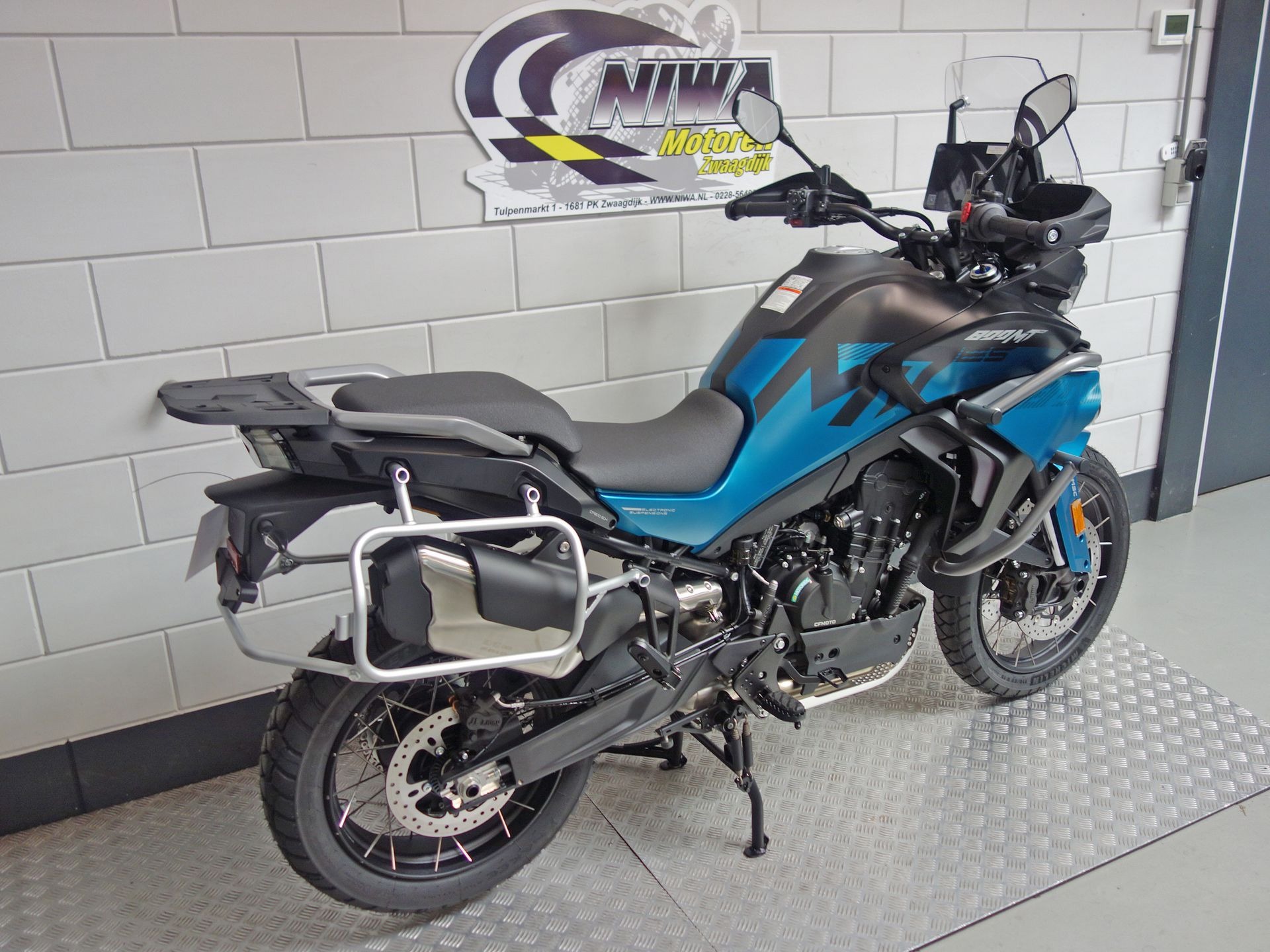 56630498-3 Nieuwe CFMOTO 800 MT all-road met 799cc motor uit 2026 bij NIWA Motoren
