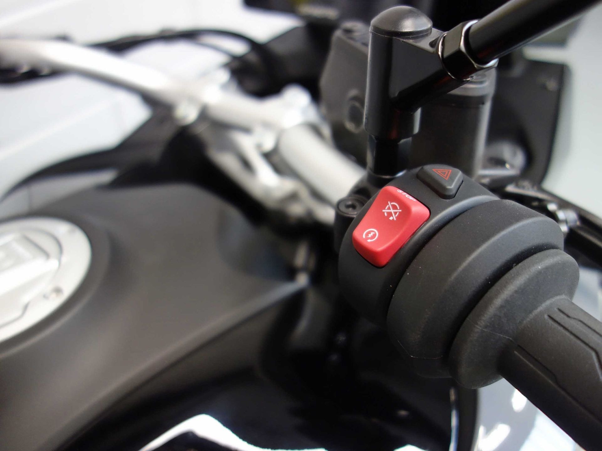 56630504-8 Nieuwe CFMOTO 800 MT tour met 799cc motor uit 2026 bij NIWA Motoren