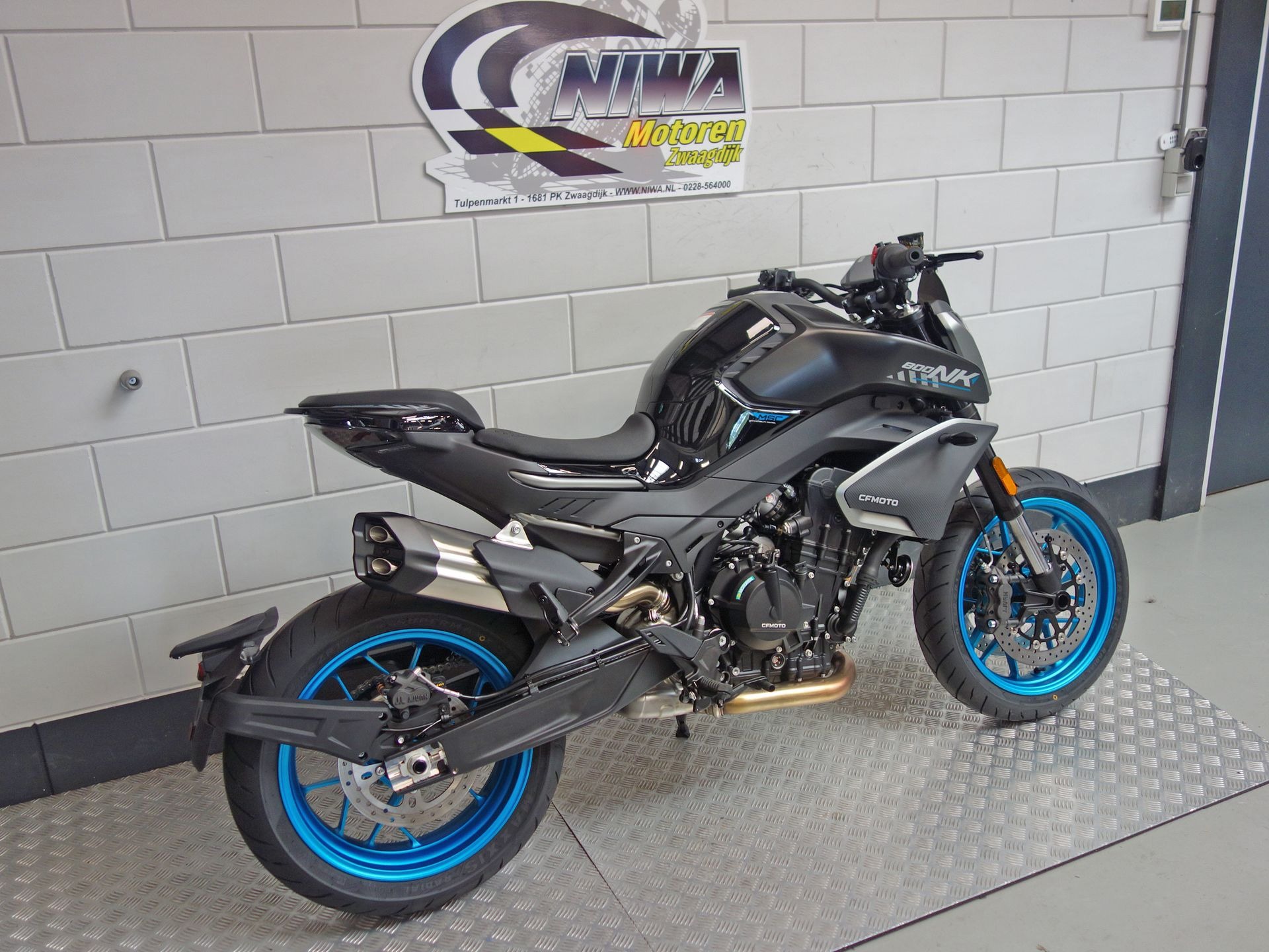 56630507-3 Nieuwe CFMOTO 800 NK naked bike met 799cc motor uit 2025 bij NIWA Motoren