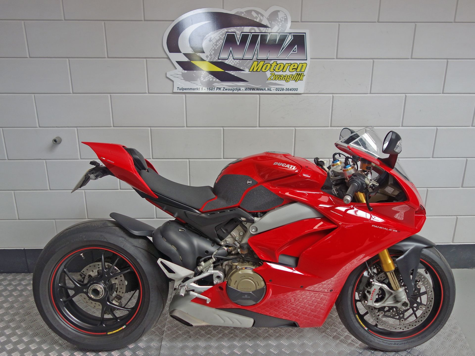 56630559-1 Gebruikte Ducati Panigale V4 supersport met 1103cc motor uit 2017 bij NIWA Motoren