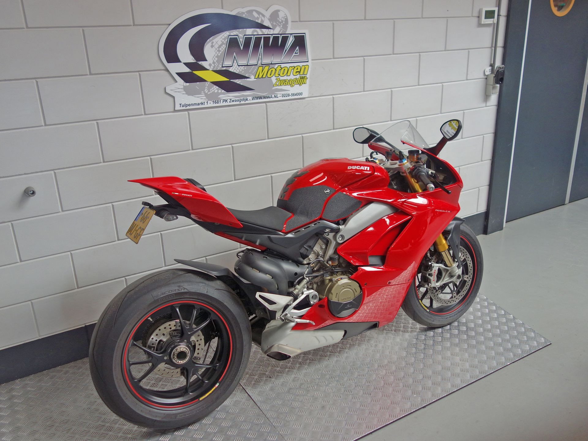 56630559-2 Gebruikte Ducati Panigale V4 supersport met 1103cc motor uit 2017 bij NIWA Motoren
