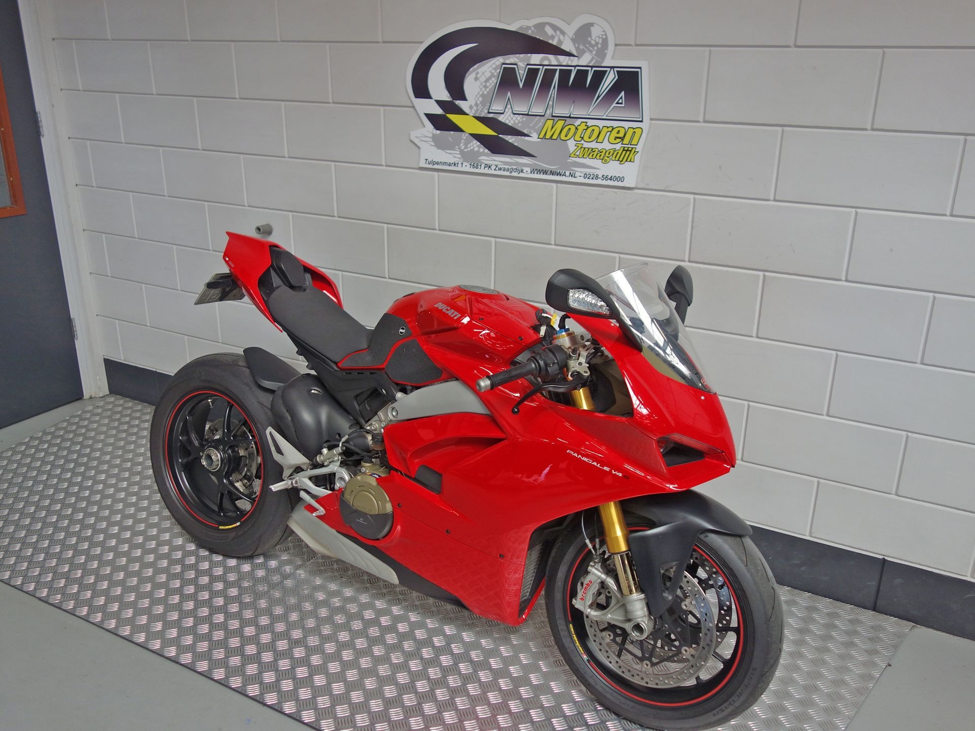 56630559-3 Gebruikte Ducati Panigale V4 supersport met 1103cc motor uit 2017 bij NIWA Motoren