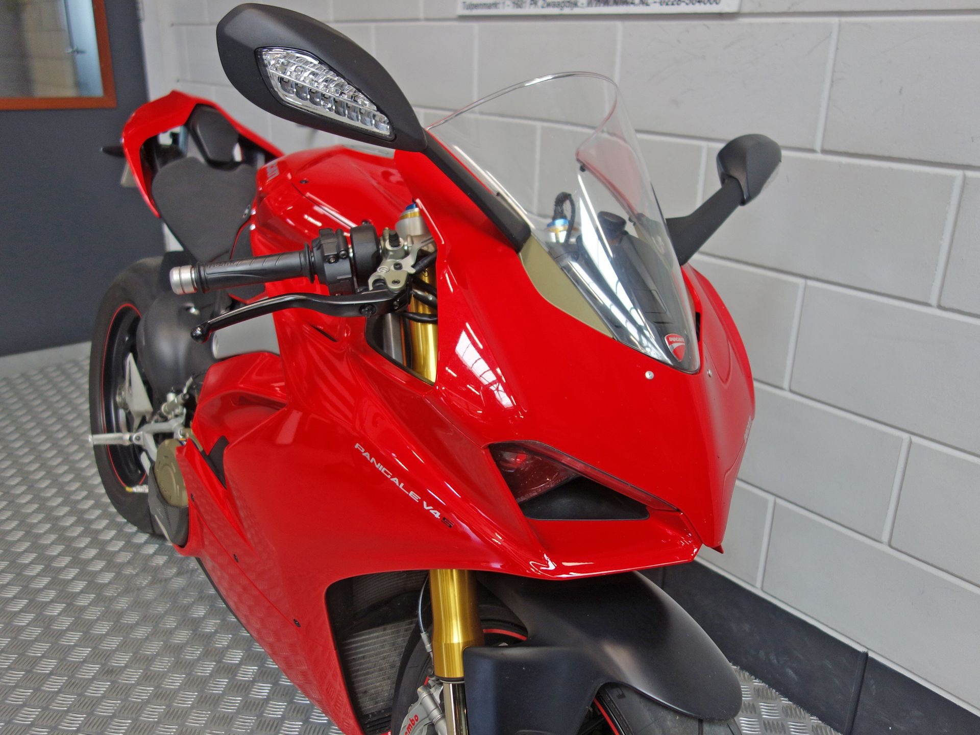 56630559-7 Gebruikte Ducati Panigale V4 supersport met 1103cc motor uit 2017 bij NIWA Motoren
