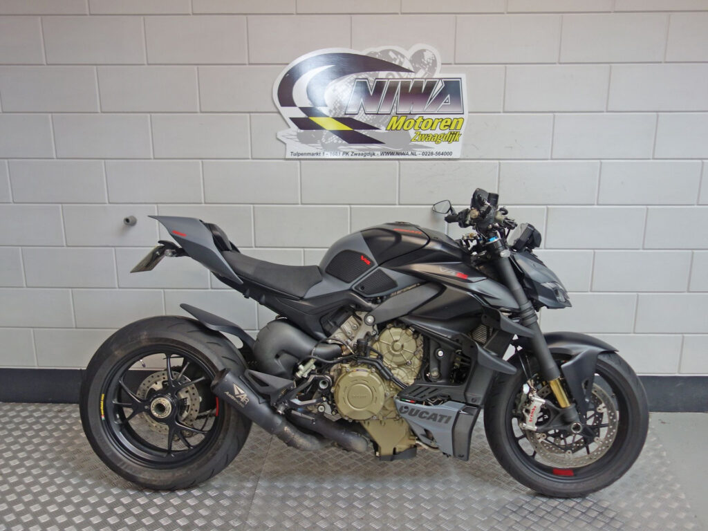 Gebruikte Ducati Streetfighter naked bike met 1103cc motor uit 2024 bij NIWA Motoren