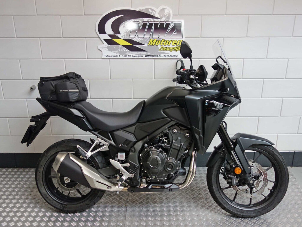 Gebruikte Honda CB 500 tour met 471cc motor uit 2024 bij NIWA Motoren