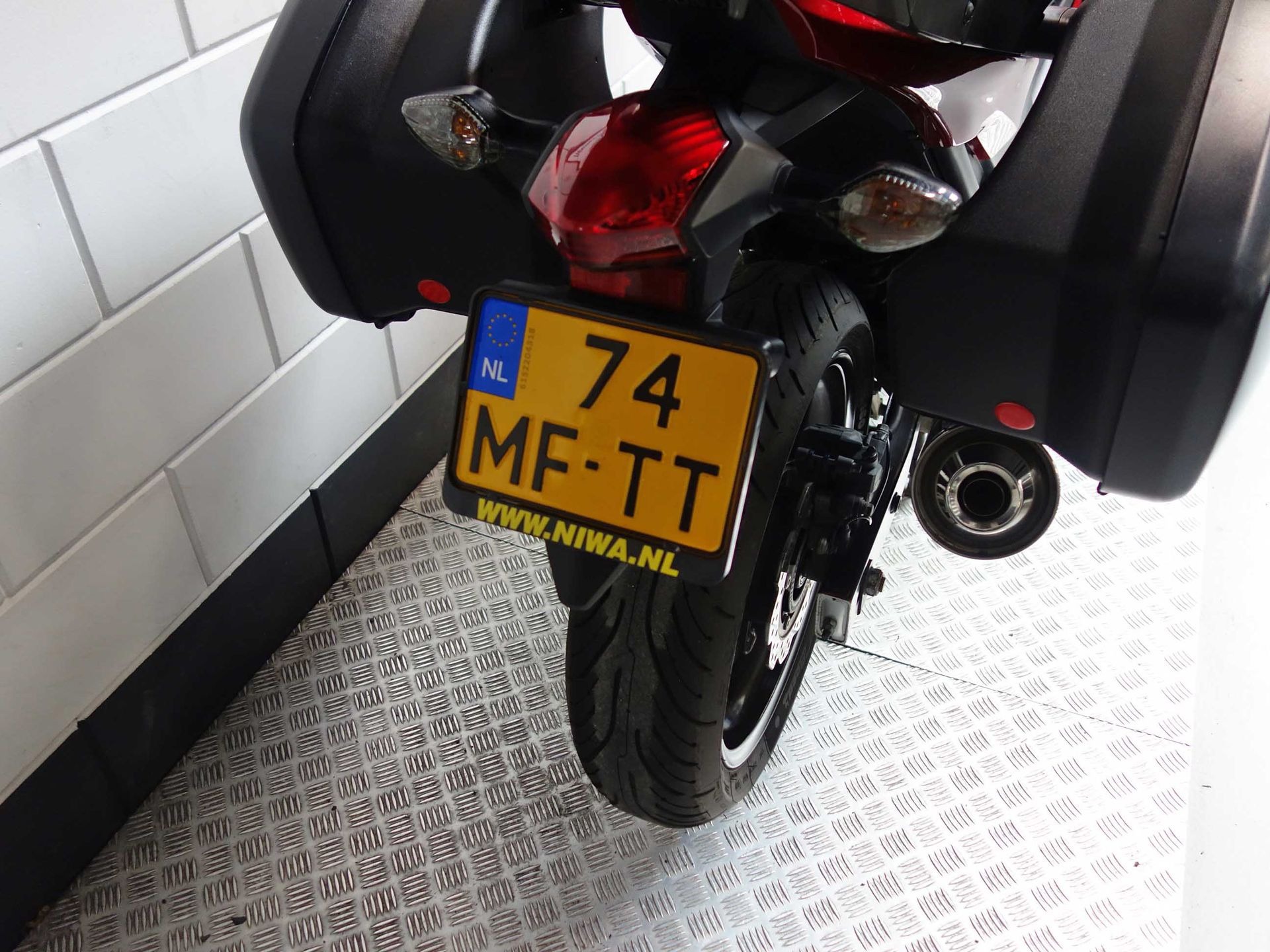 56630627-5 Gebruikte Honda NC 750 all-road met 745cc motor uit 2015 bij NIWA Motoren