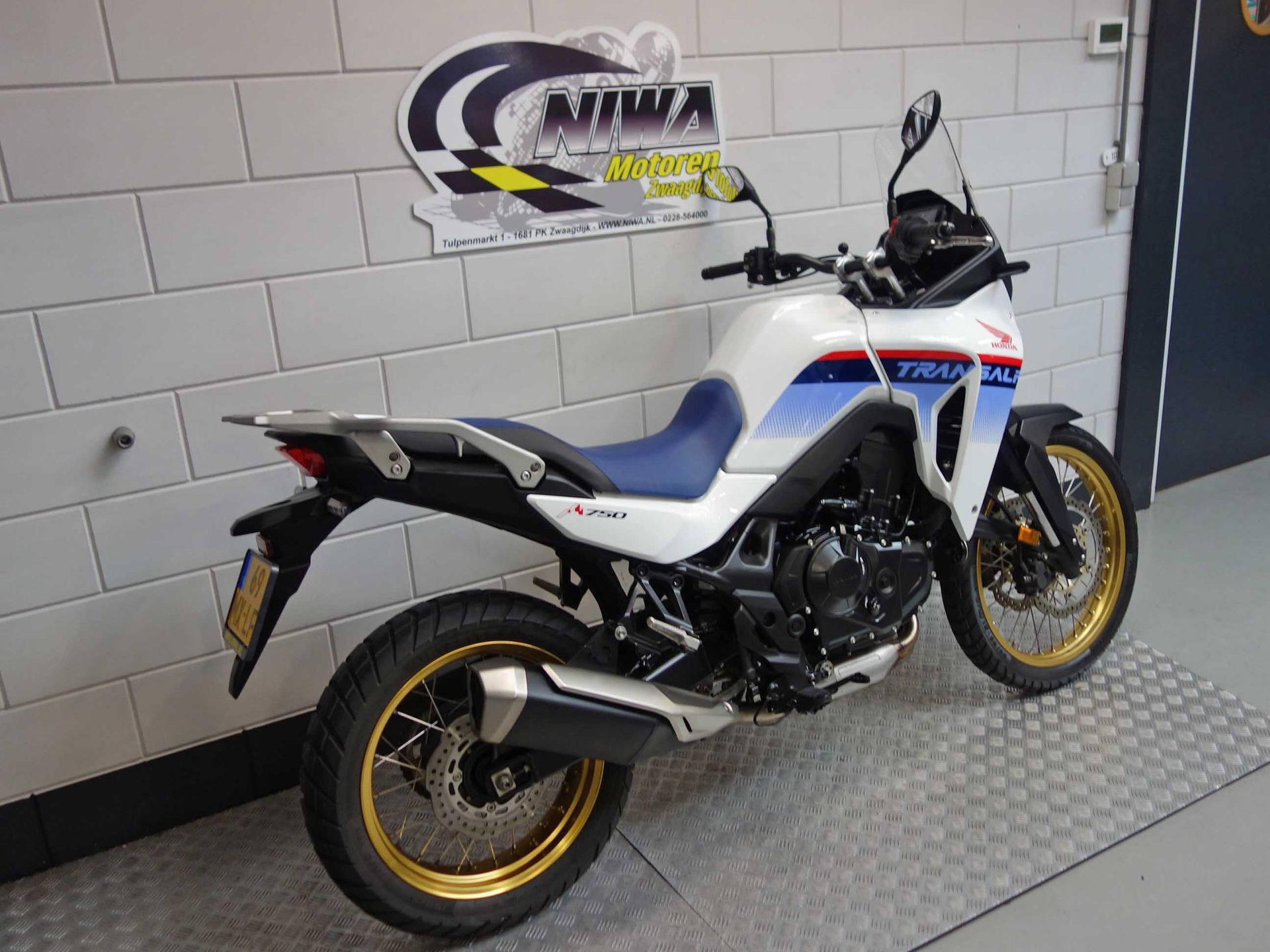 56630653-2 Gebruikte Honda XL 750 all-road met 755cc motor uit 2023 bij NIWA Motoren